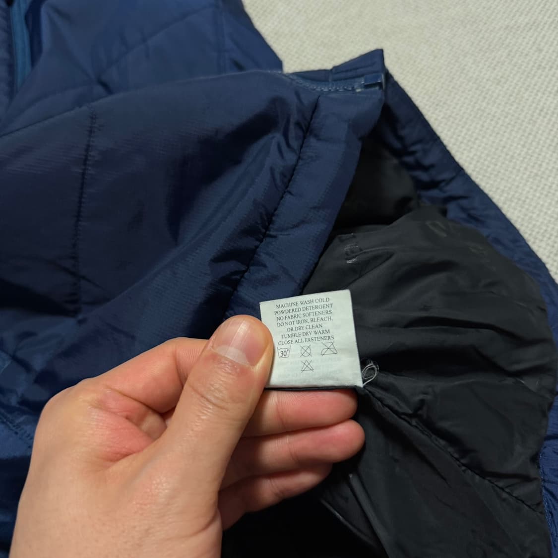 마모트 MARMOT 경량패딩 조끼 상품이미지5