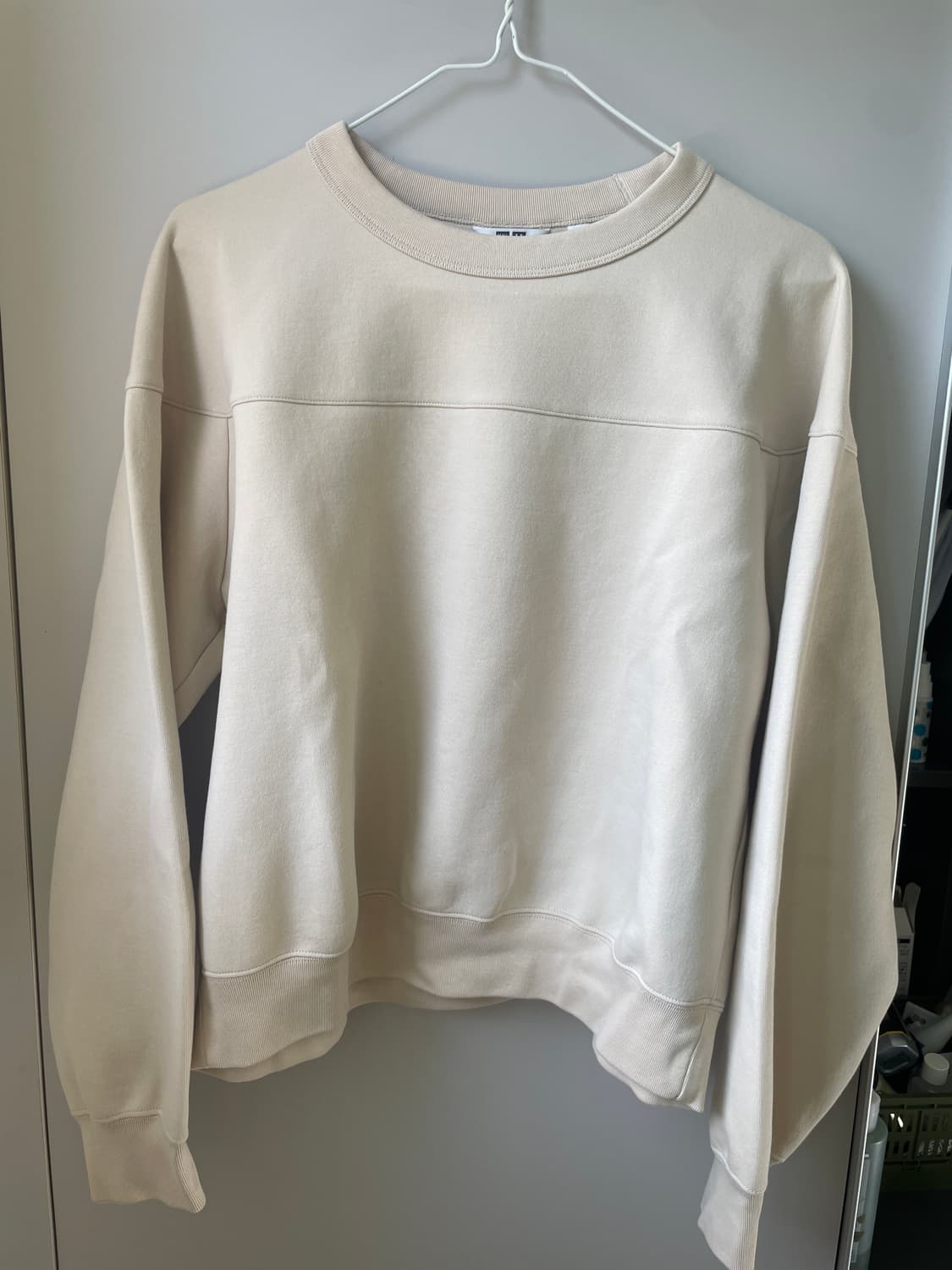 유니클로 u 크루넥 스웨트셔츠 상품이미지1