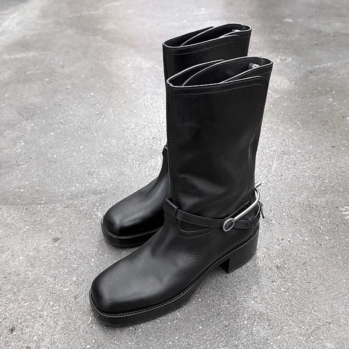 크리스찬 디올 레더 바이커 부츠 상품이미지1