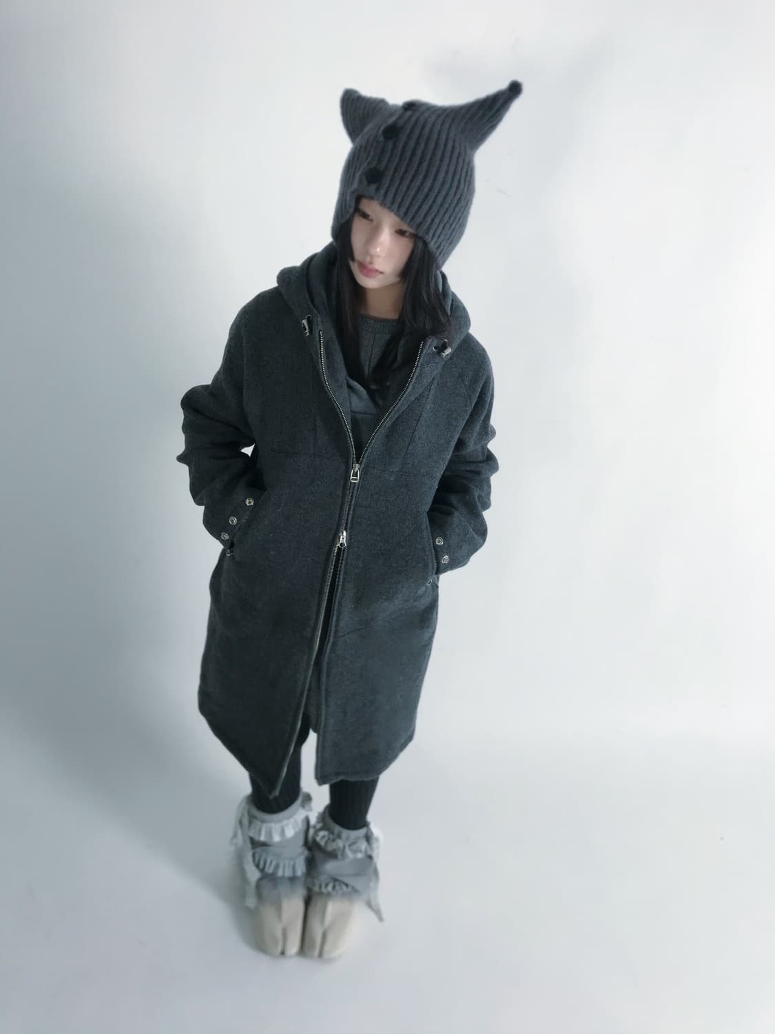 Eyelet point 2 way grey hooded coat 상품이미지1
