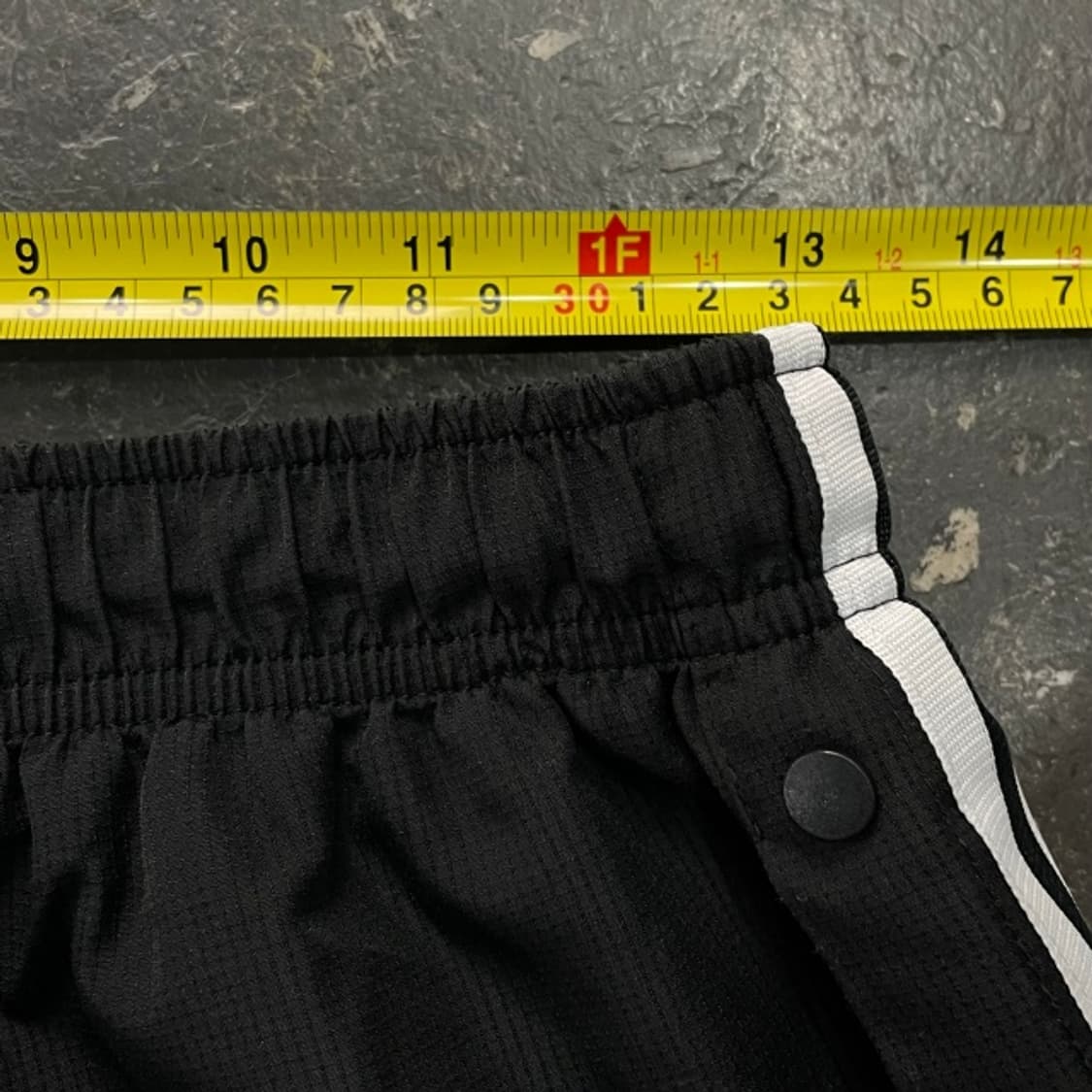 100 아디다스 사이드 스냅 나일론 팬츠 상품이미지8