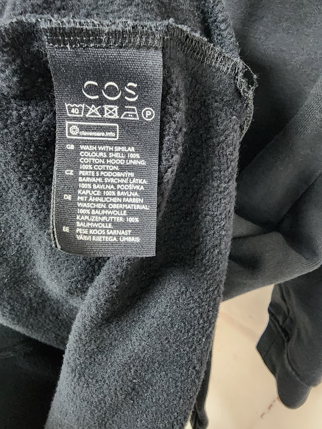 COS 기모 
블랙 후드 롱 원피스 상품이미지8