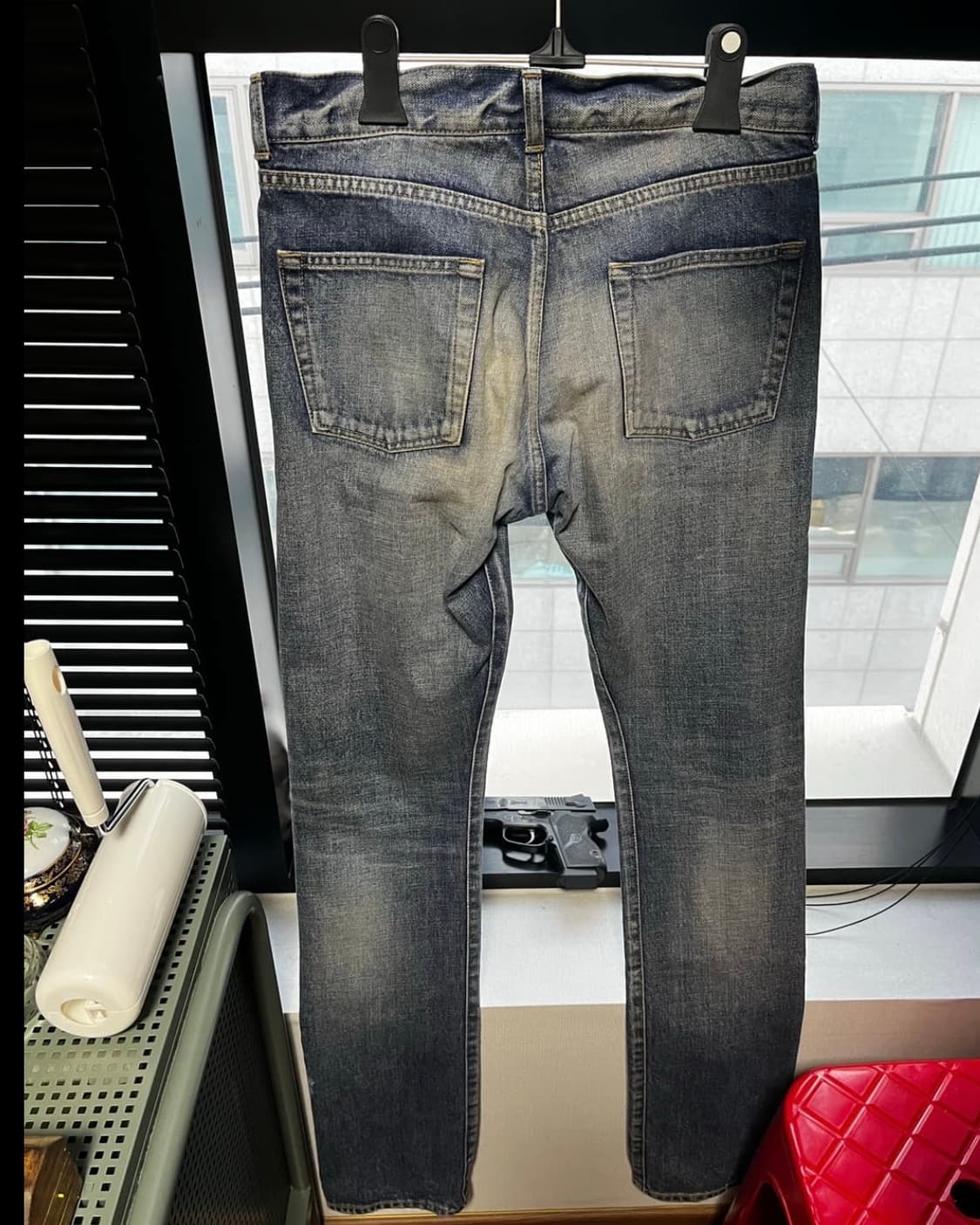 saint laurent 페인트진 상품이미지5