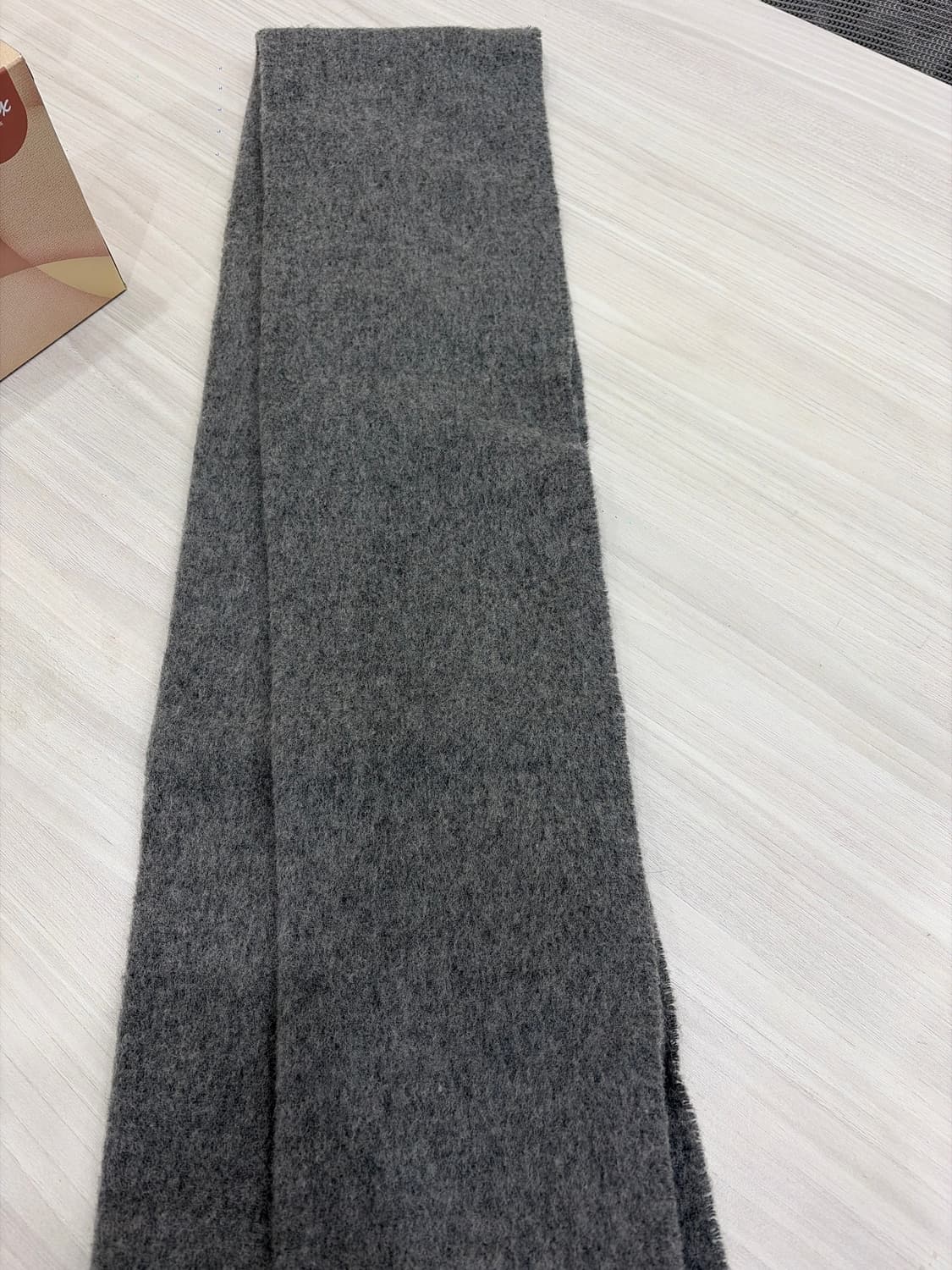 아크네 스튜디오 머플러 상품이미지2