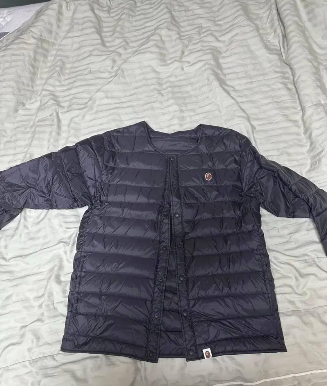 베이프 경량패딩 L 상품이미지1