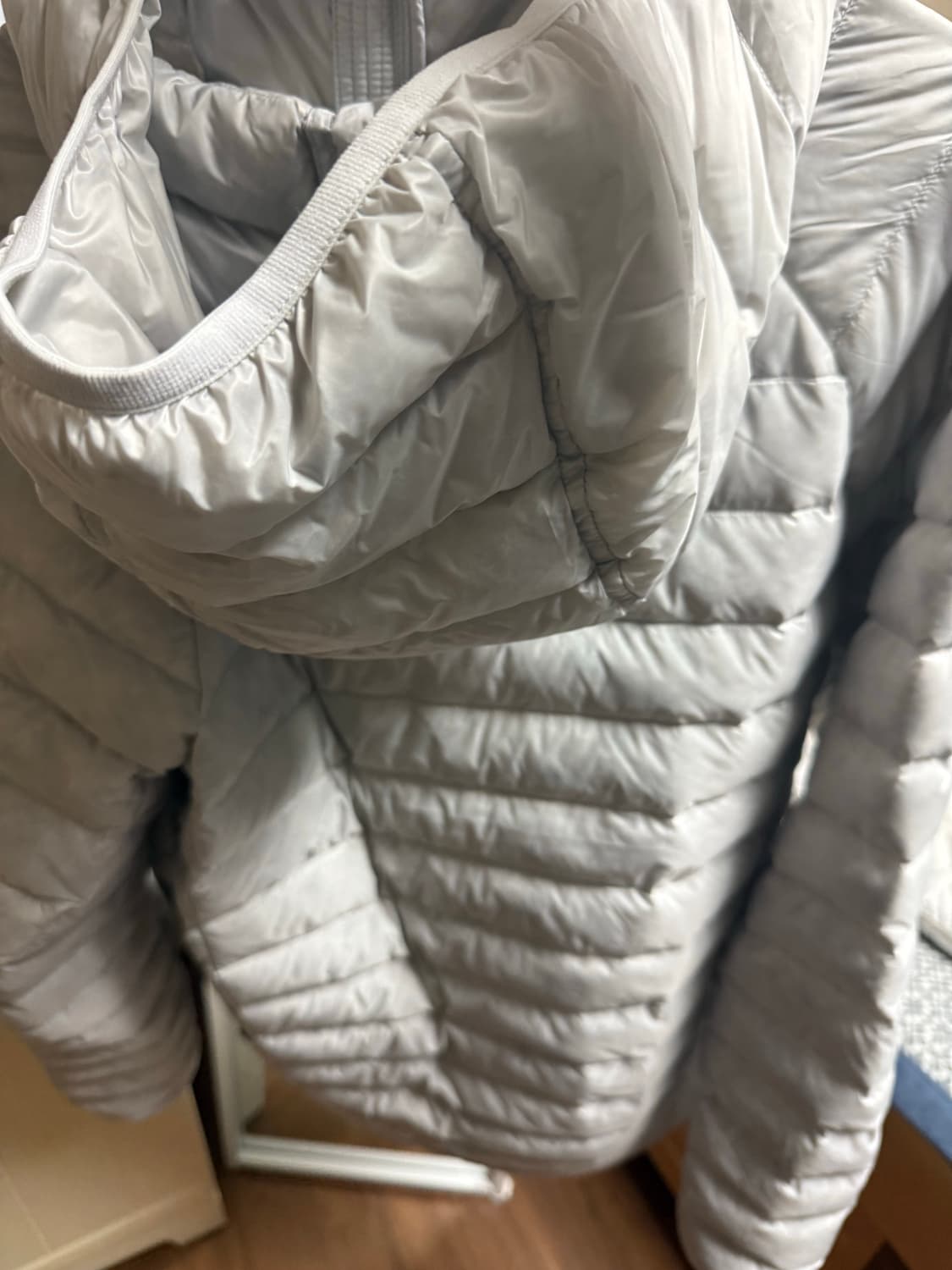 챔피온 후디드 라이트 다운 재킷 Light Grey 상품이미지2