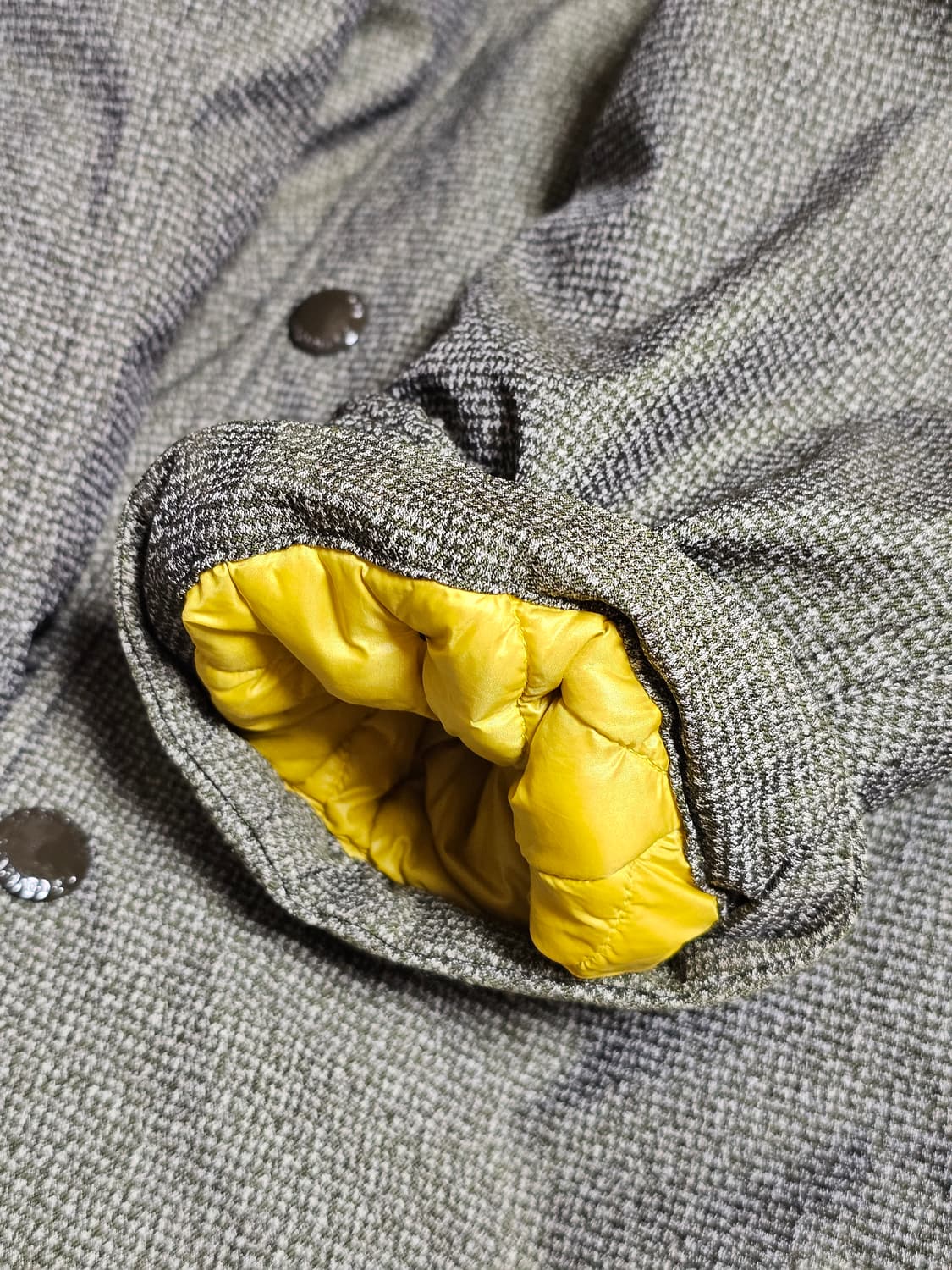 CP컴퍼니 JPT 라인의 트위드 코트. 정품 상품이미지8