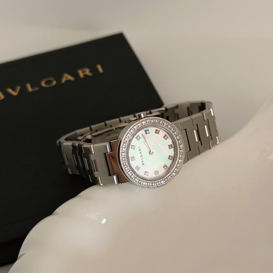 빈티지 불가리 다이아 화이트 자개 시계  상품이미지3