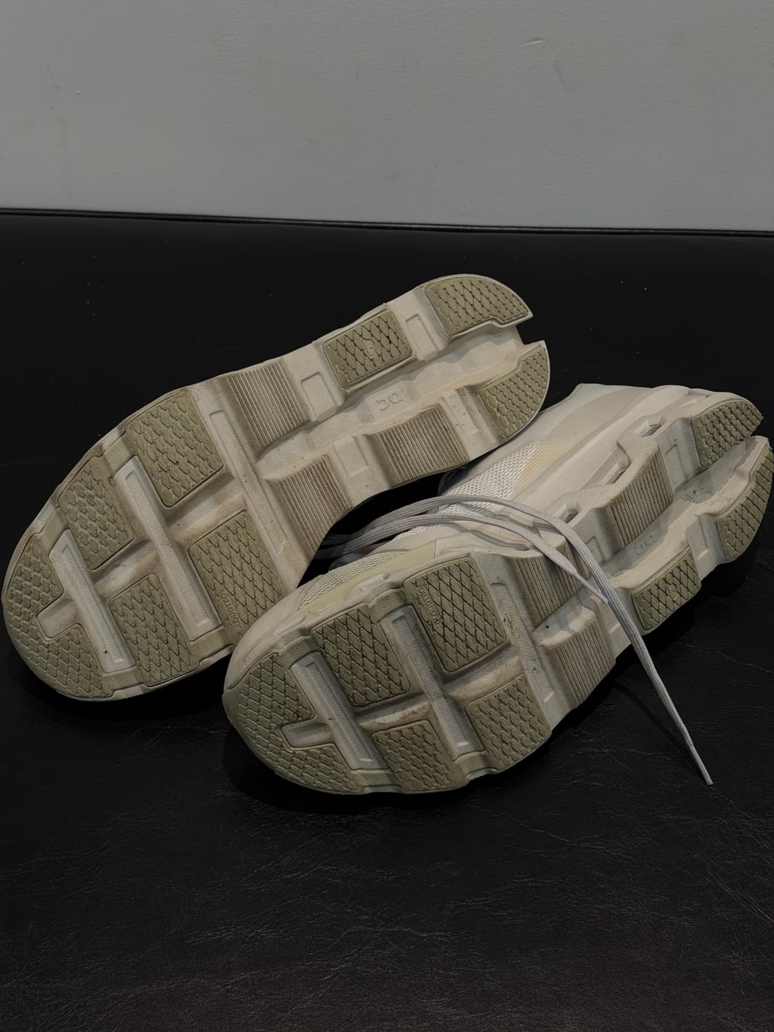 온 러닝x포스트 아카이브 팩션클라우드몬스터 2 문더스트 초크(300) 상품이미지3