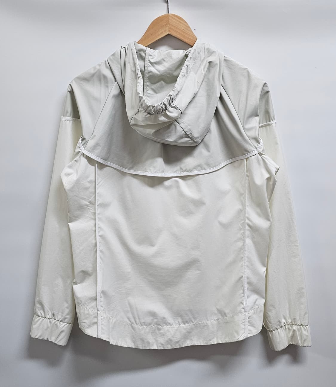 나이키 여성 윈드러너 바람막이 M 상품이미지2