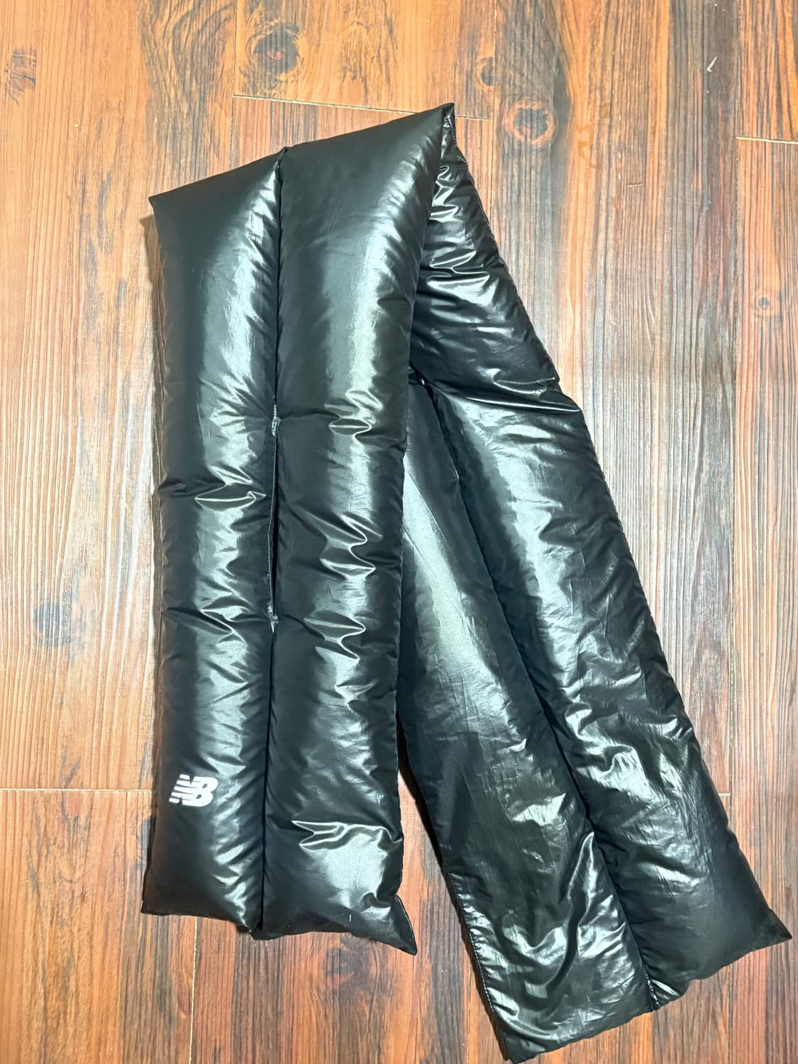 뉴발란스 패딩 목도리 상품이미지1