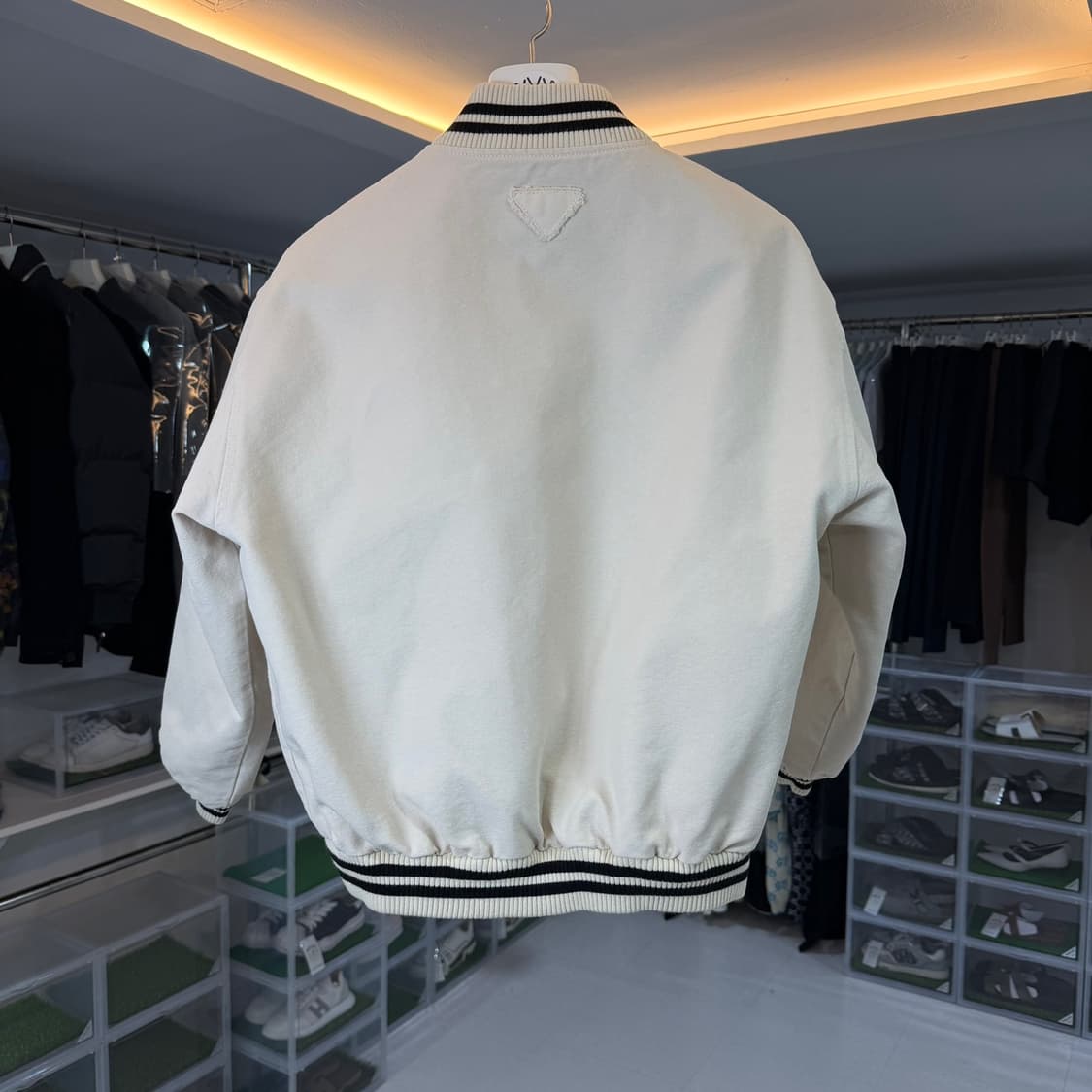 [리오브] 프라다 키드 모헤어 봄버 바시티 자켓 상품이미지2