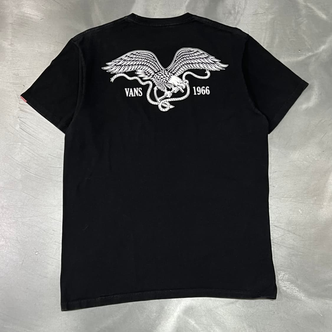  반스 이글 프린팅 반팔티 y15973 상품이미지2