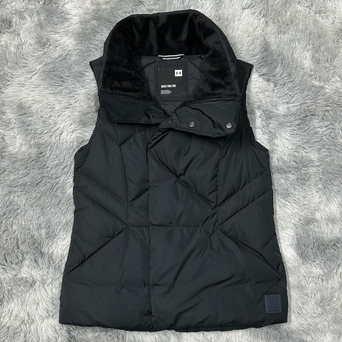 언더아머 스톰핏 다운 패딩조끼 상품이미지1