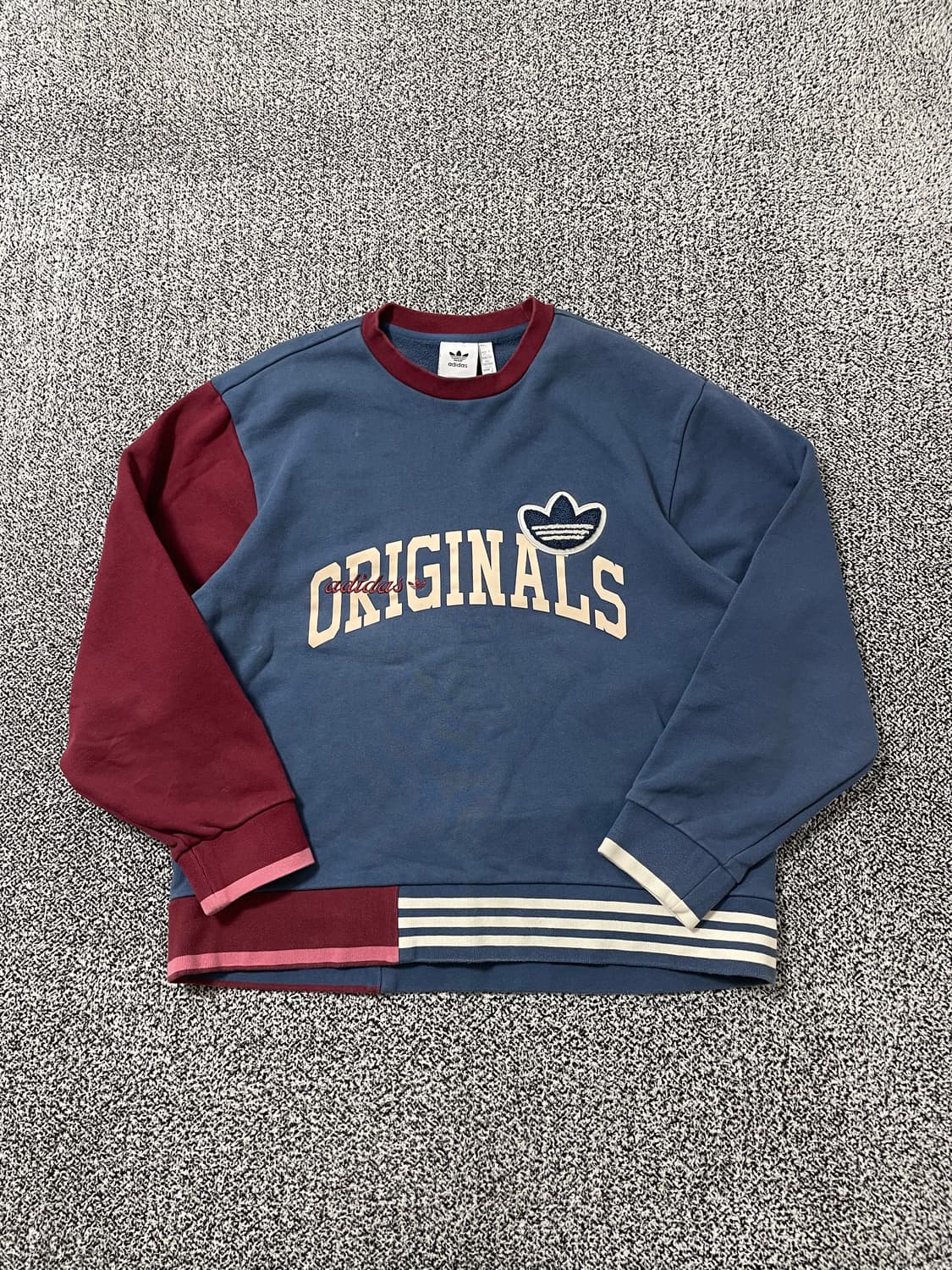 빈티지9. 아디다스 안티 유니버시티 크루넥 맨투맨 스웻셔츠 상품이미지1