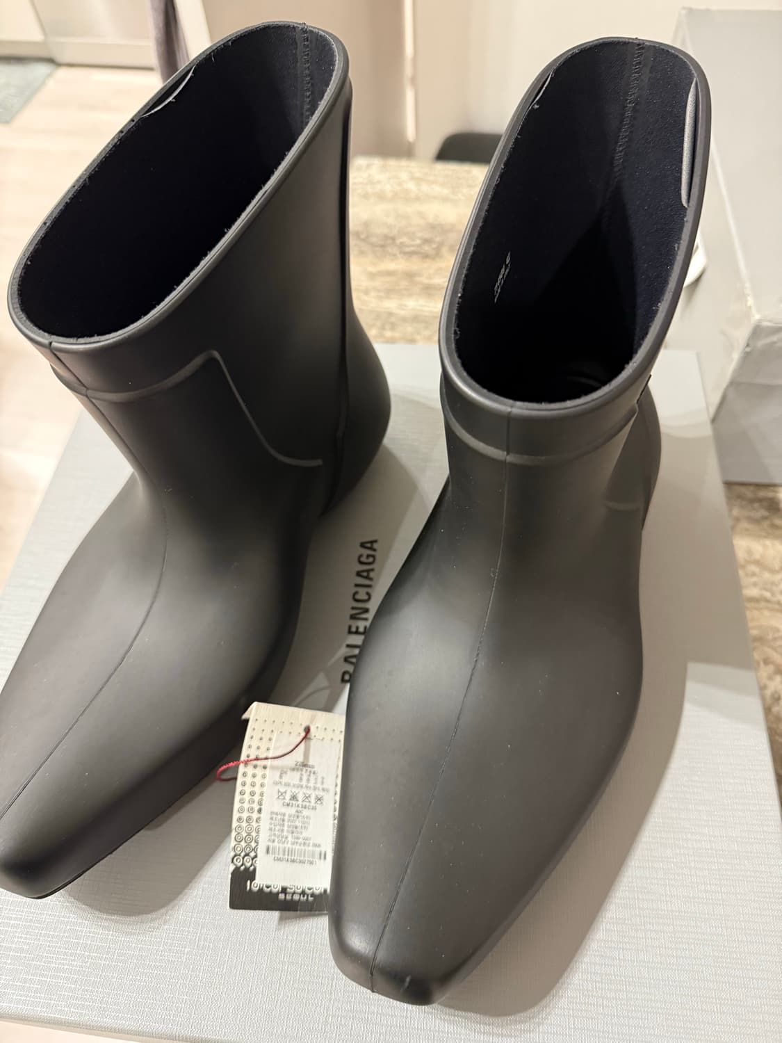 [42] 발렌시아가 엑스카베이터 부츠 상품이미지3