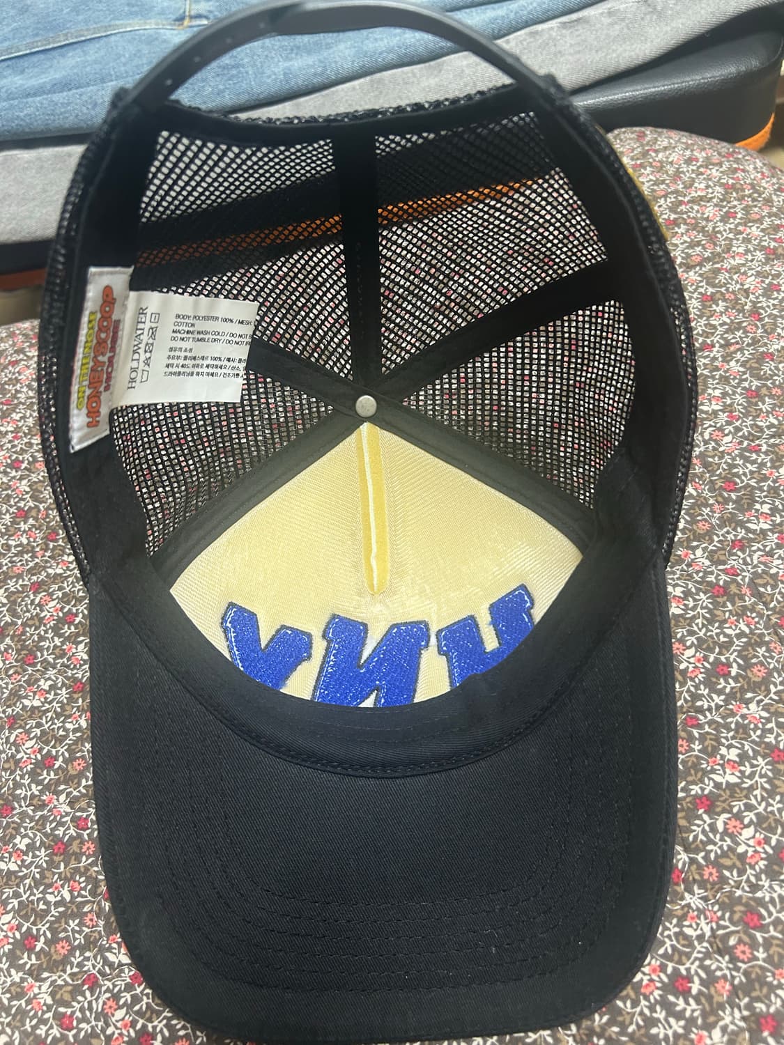 허니스쿱하우스 HNY 로고 트러커 캡 블랙 상품이미지4