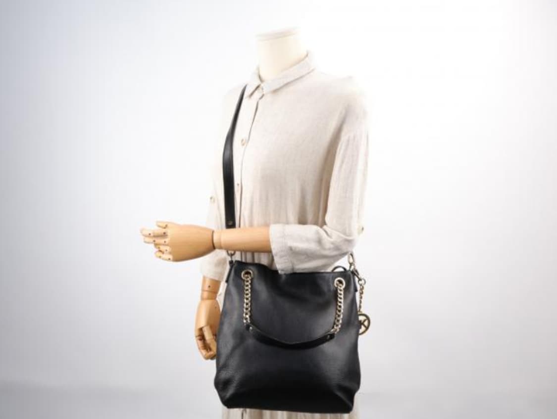 마이클코어스 크로스백 상품이미지10