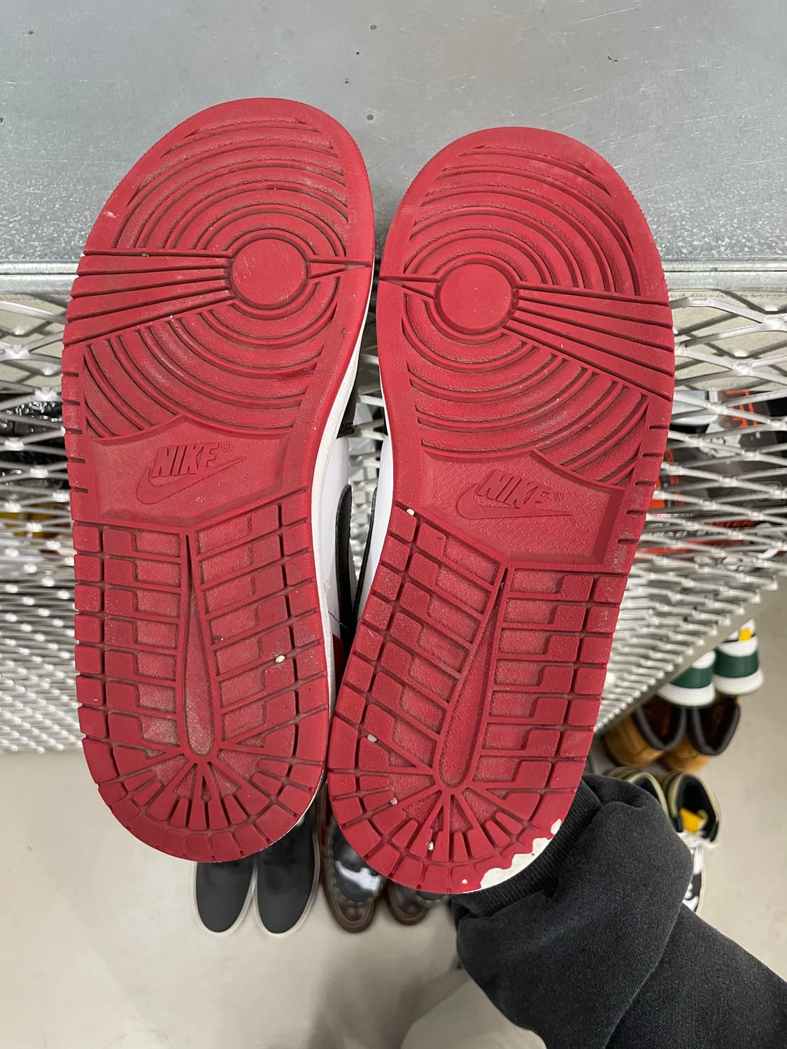 나이키 조던1 로우 브레드 토 265 상품이미지6