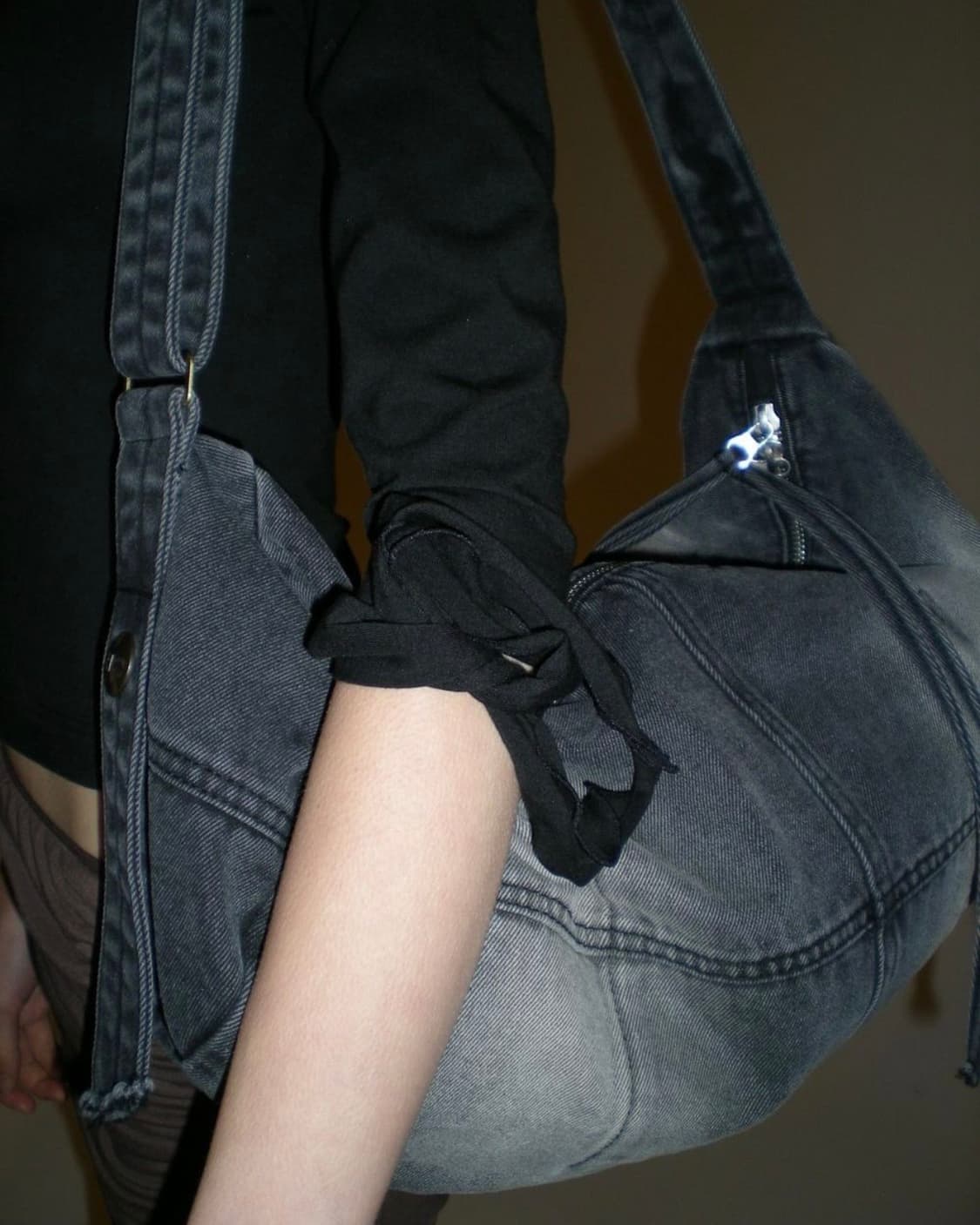 스컬프터 vintage brushed 데님 더플백 - 워시드 블랙 상품이미지3