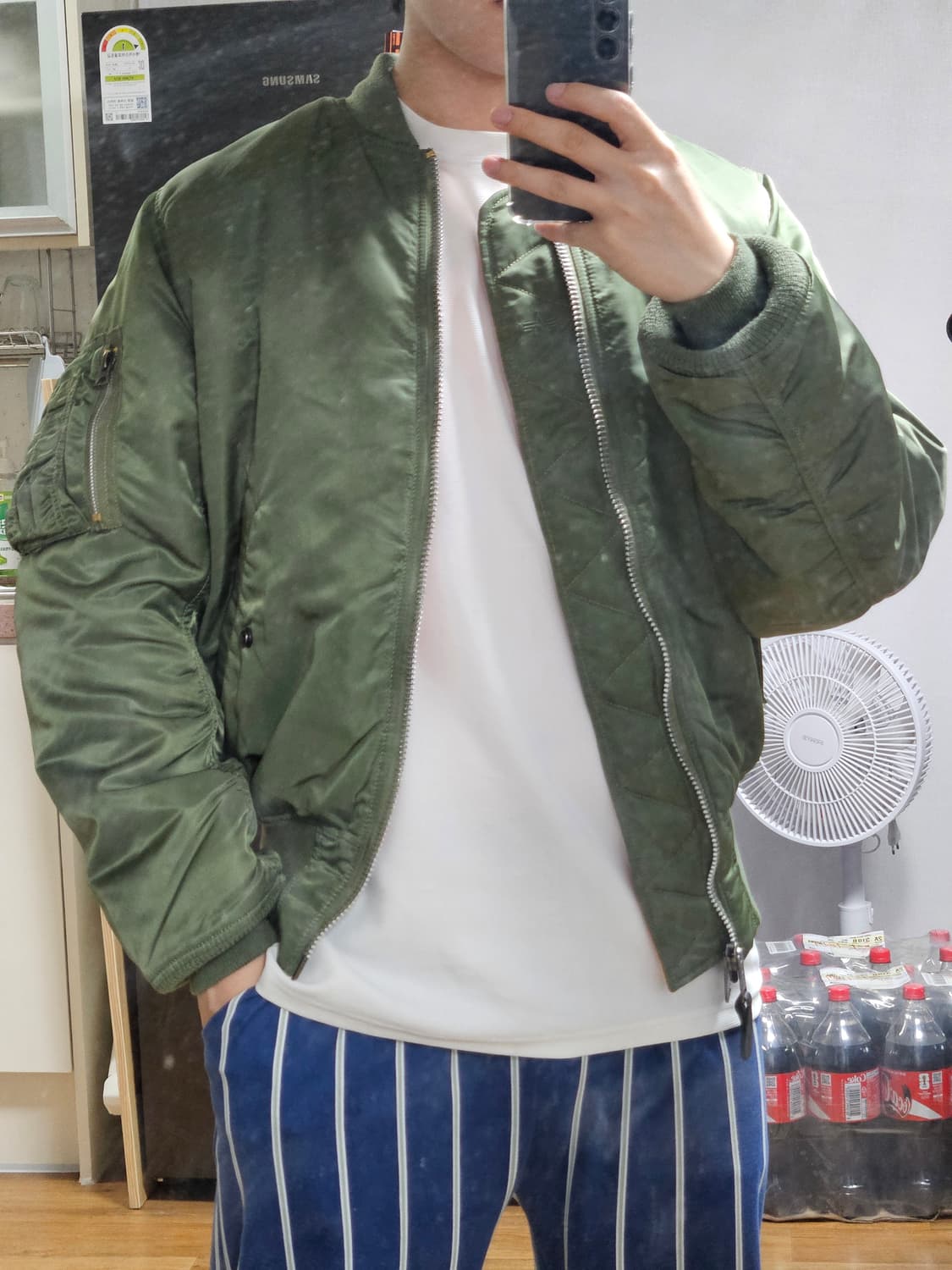 알파인더스트리 ma-1 자켓 레귤러 핏 세이지그린 s사이즈 상품이미지9