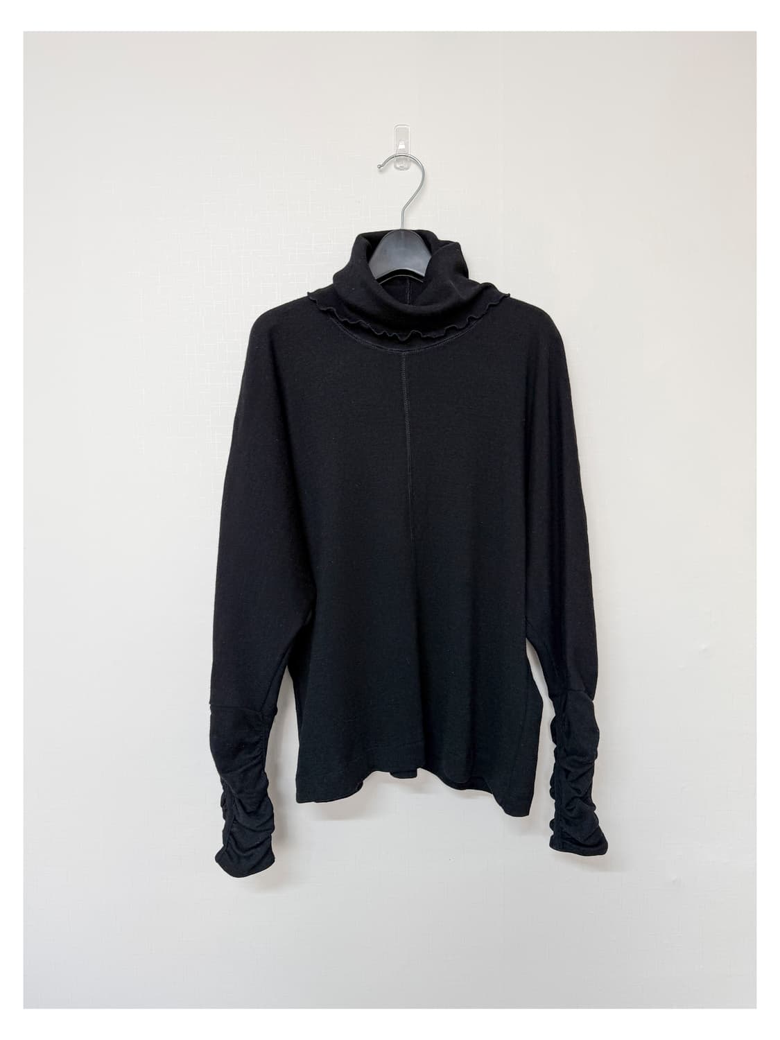 issey miyake 셔링 터틀넥 울 니트 상품이미지1