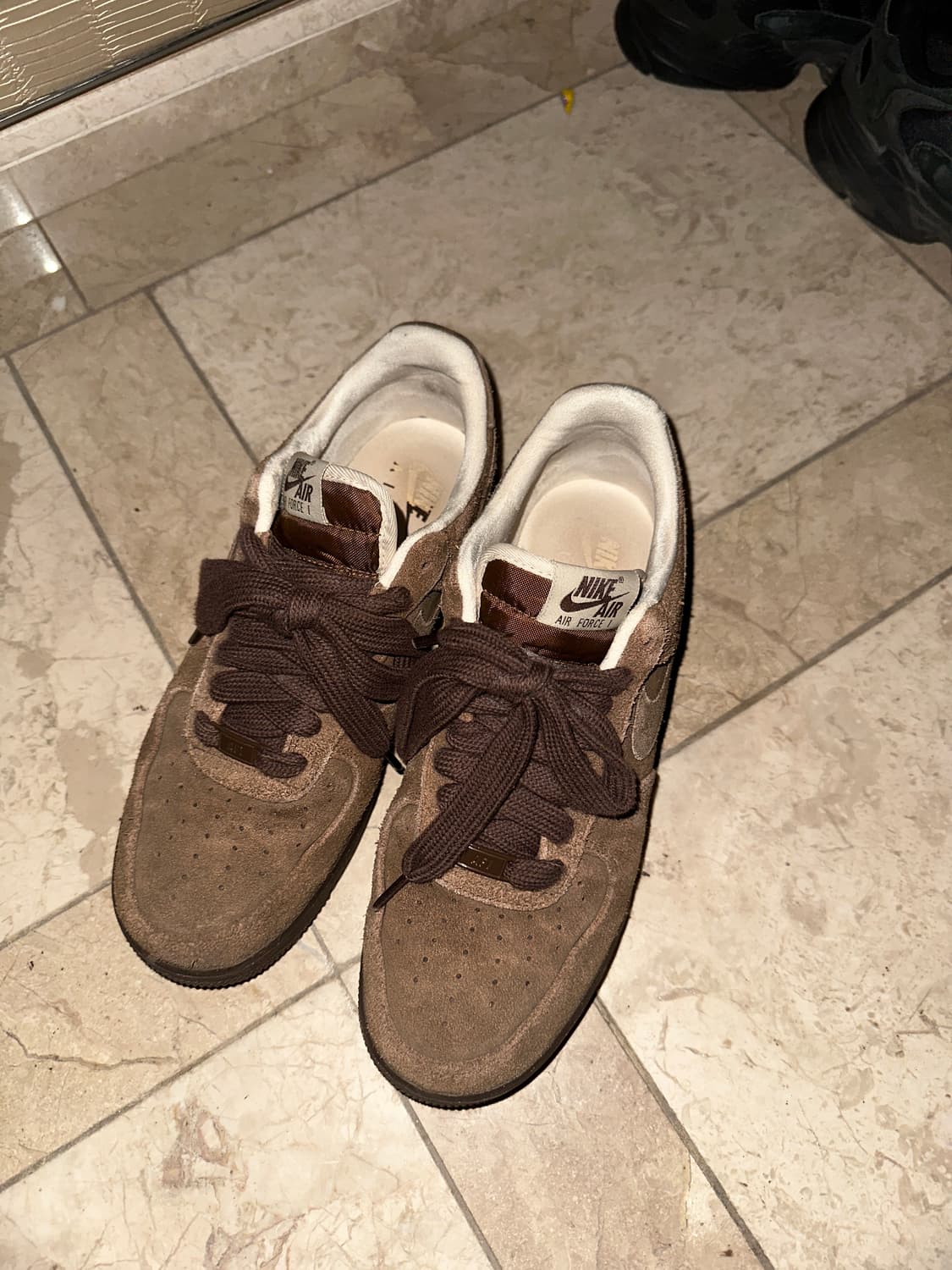 나이키 에어포스 카카오 와우 상품이미지1