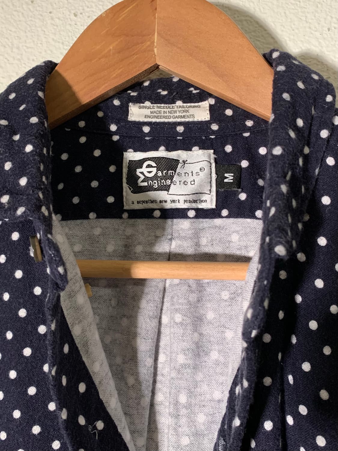 엔지니어드 가먼츠 네이비 폴카도트 셔츠 상품이미지2