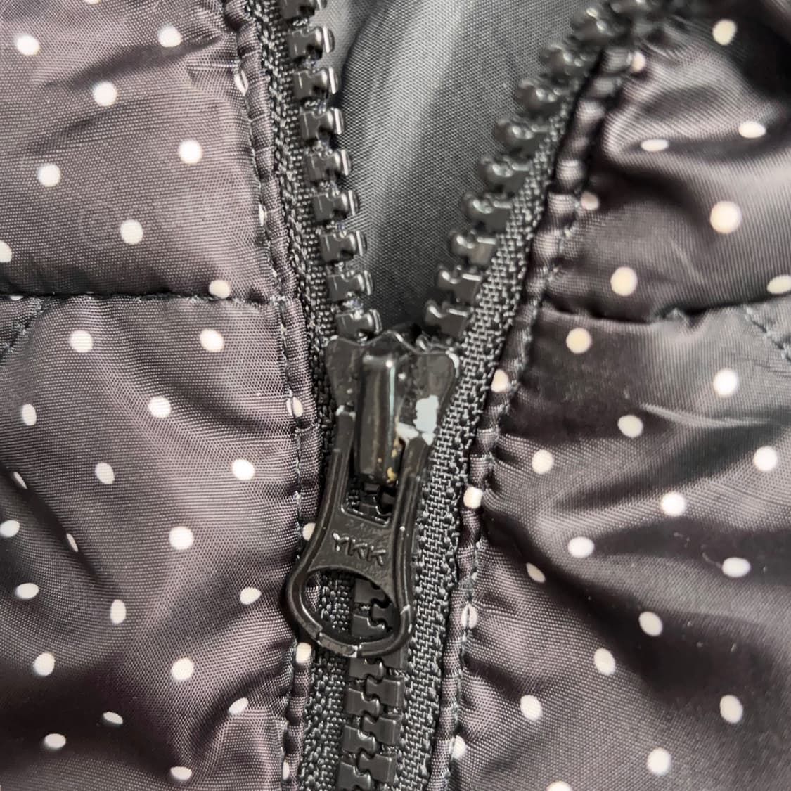 oneill 오닐 빈티지 딸기초코도트 경량패딩 라떼맛 상품이미지5