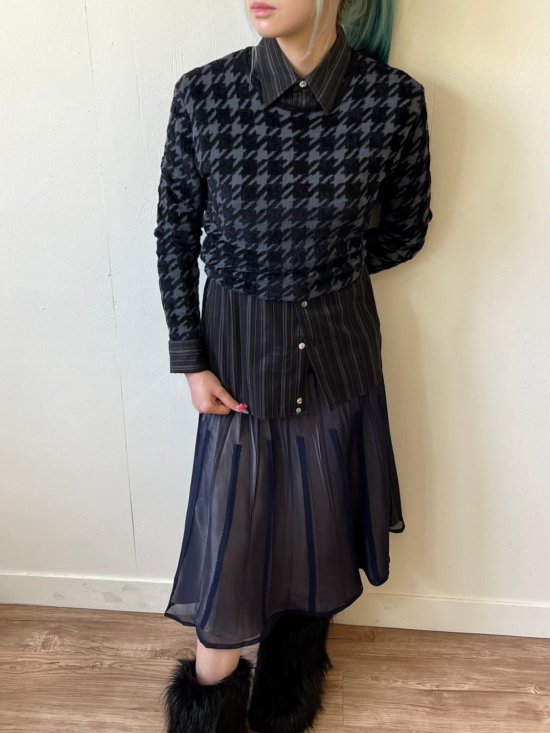 MACOS 크랙 패턴 크롭 스웨터 상품이미지8