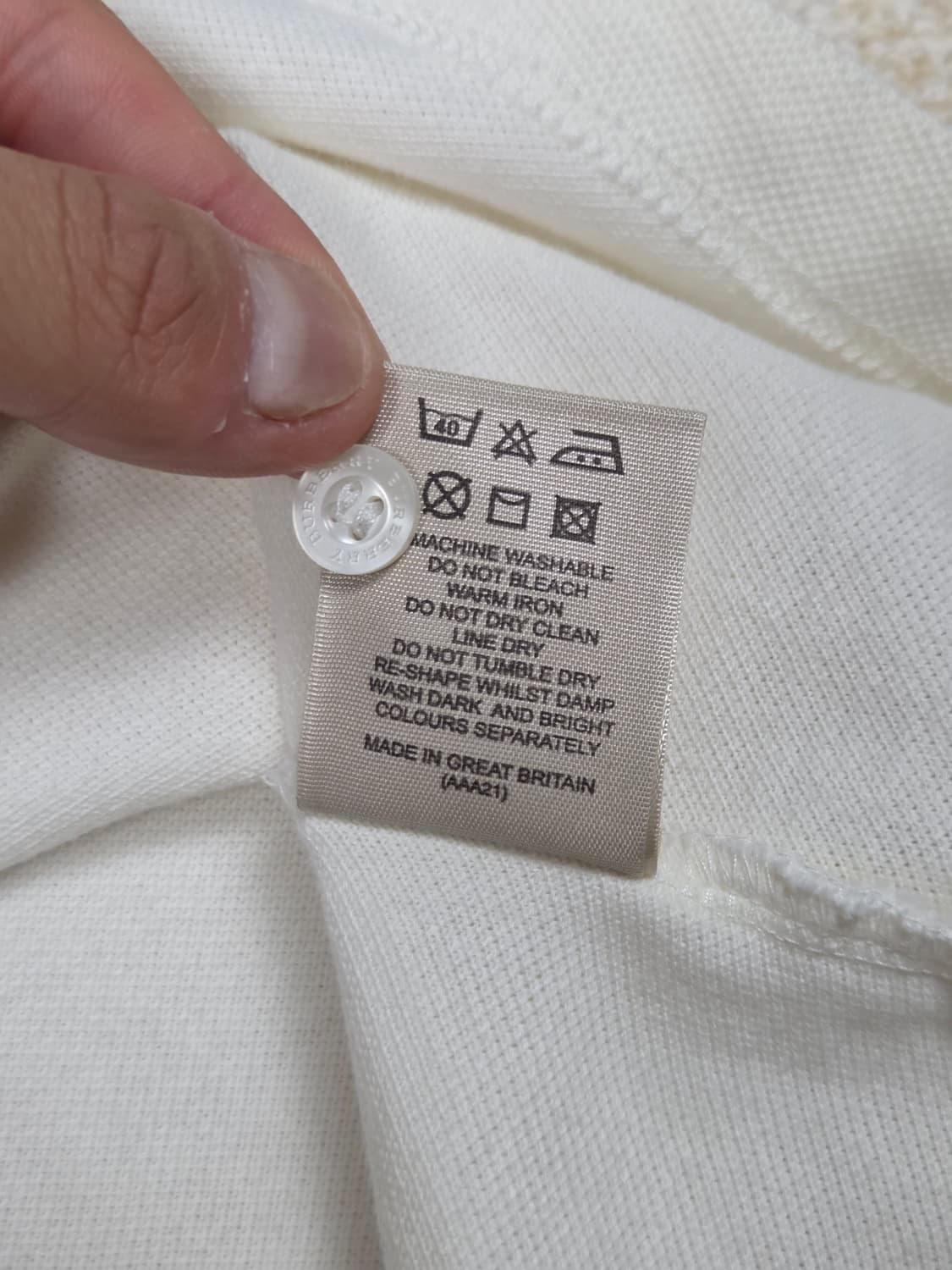 [버버리] 런던 노바 체크 카라 피케 반팔 폴로 셔츠 | S00132 상품이미지5