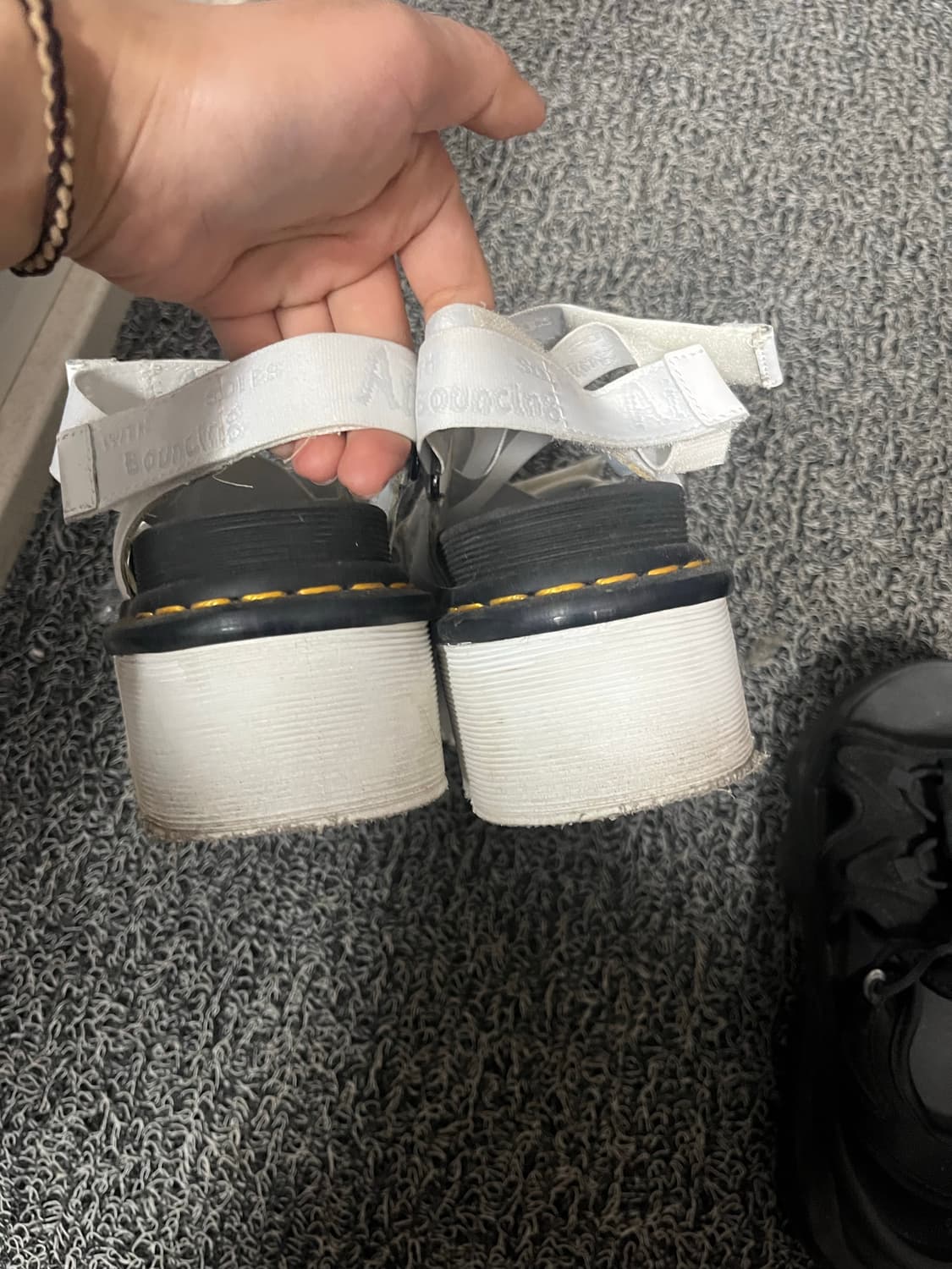 닥터마틴 킴버 샌들 230 uk4 팝니다  상품이미지4