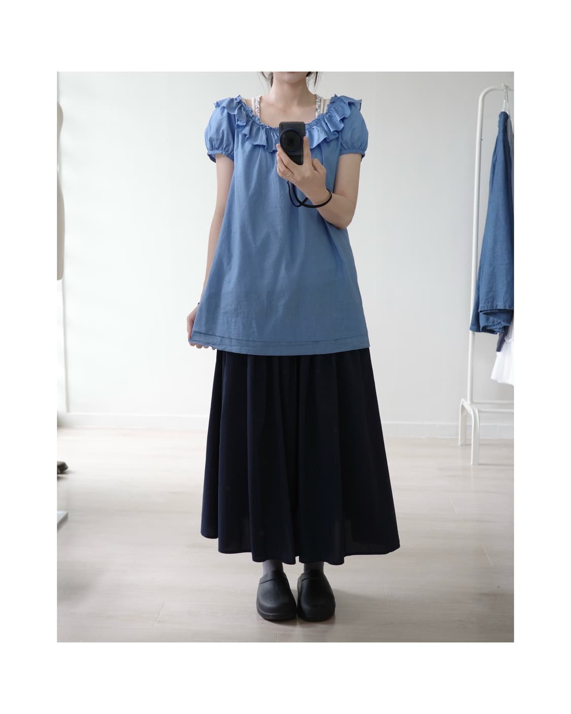  Uniqlo sky blue frill blouse 상품이미지1