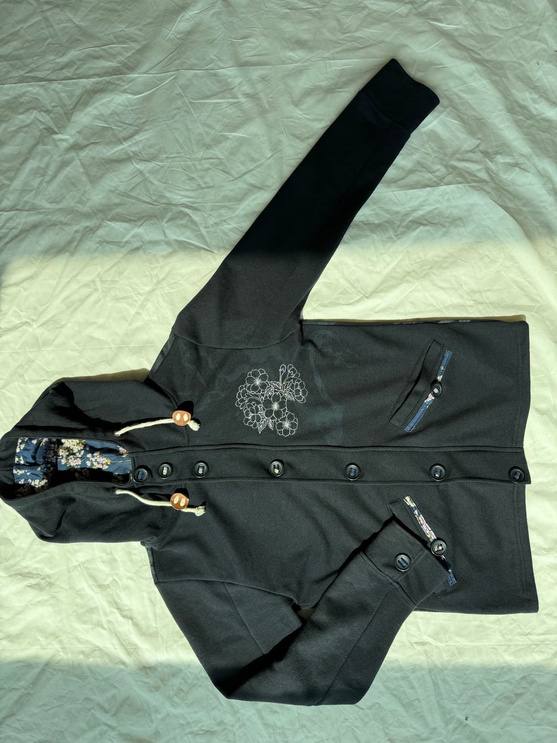 블랙 버튼 잉어 자수 집업 상품이미지5