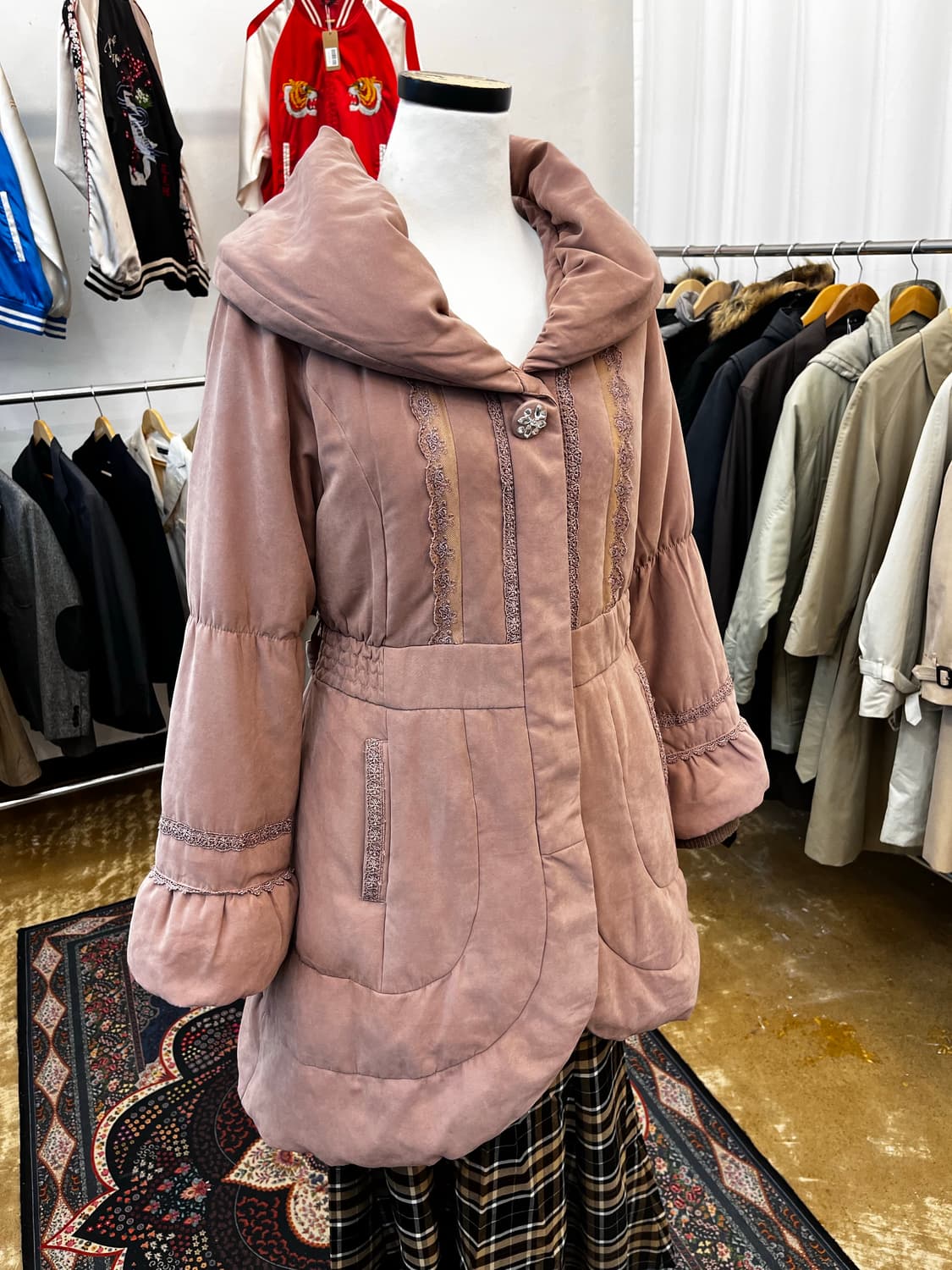 엑시즈팜 레이스 패딩 코트 상품이미지1