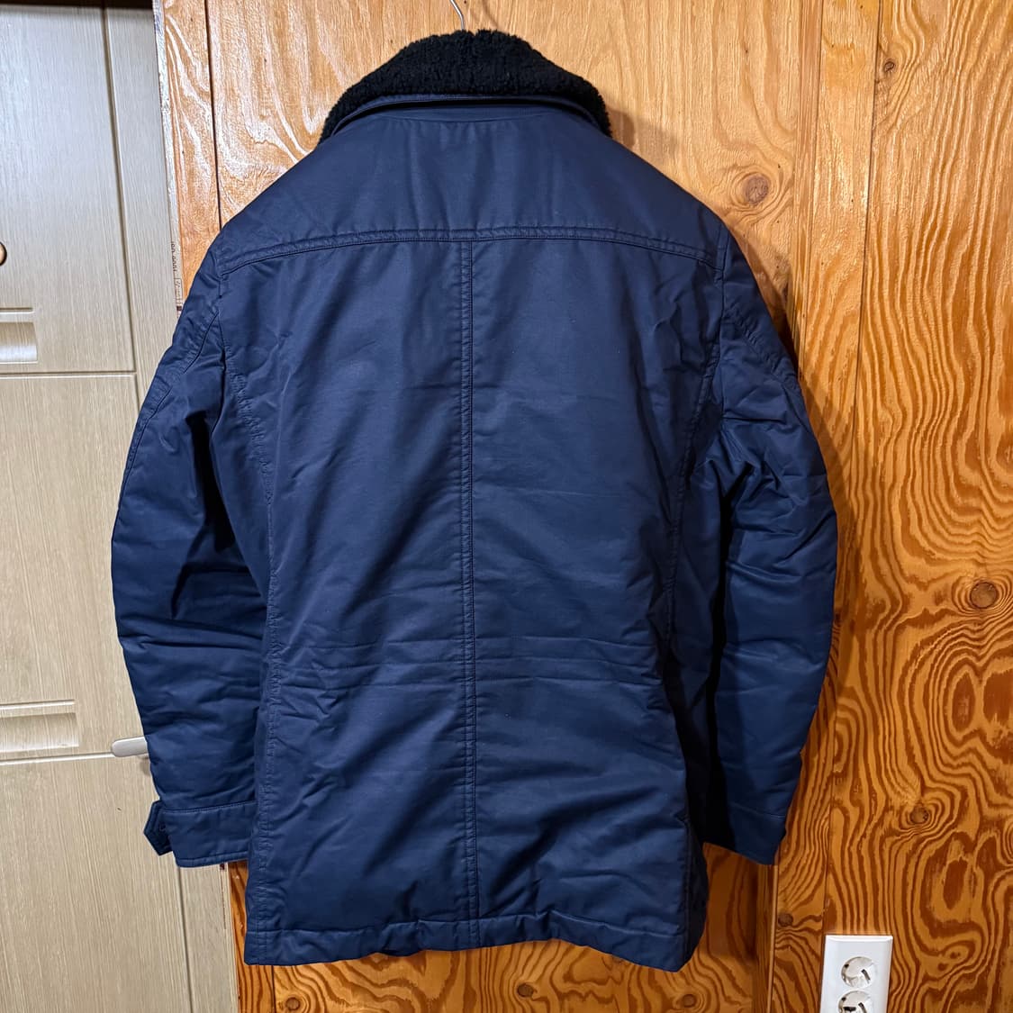 톰포드 퍼 패딩 코트 판매 합니다. 상품이미지10