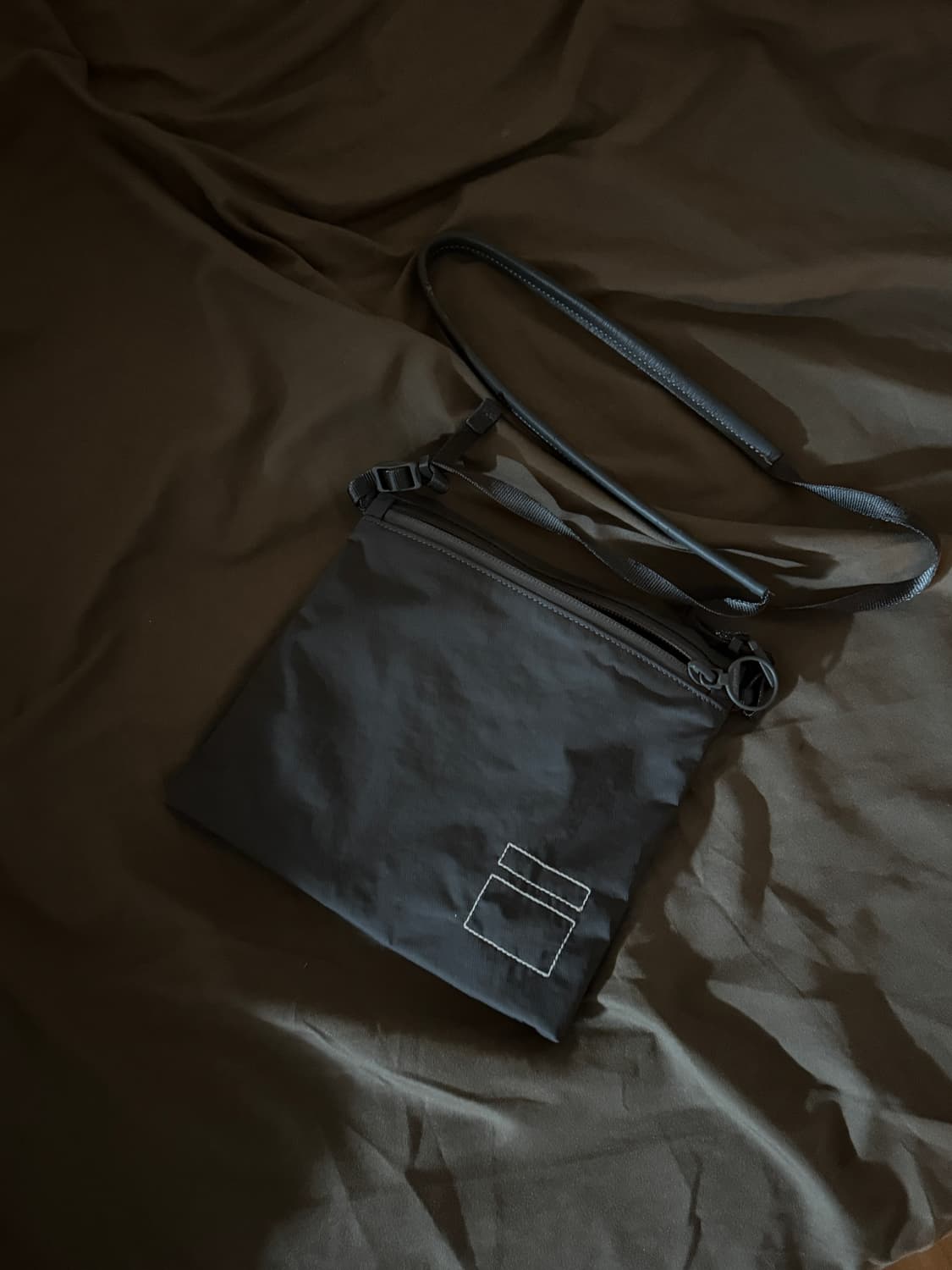 블랭코브 샤코슈 그레이색상 상품이미지1