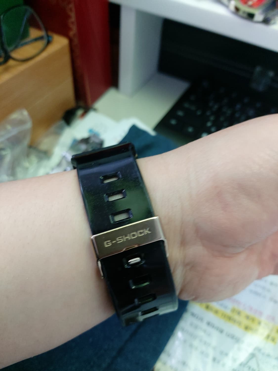 블랙/골드 조합이 매력적인 쥐샥 상품이미지5