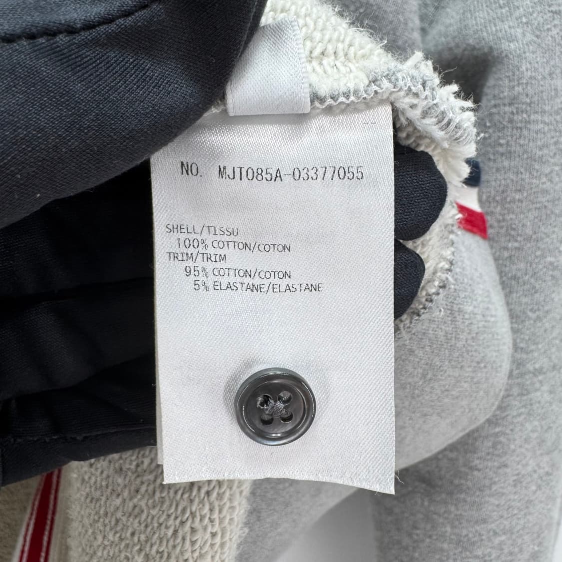 [2사이즈] 톰브라운 백삼선 맨투맨 그레이 (MJT085A) 상품이미지10