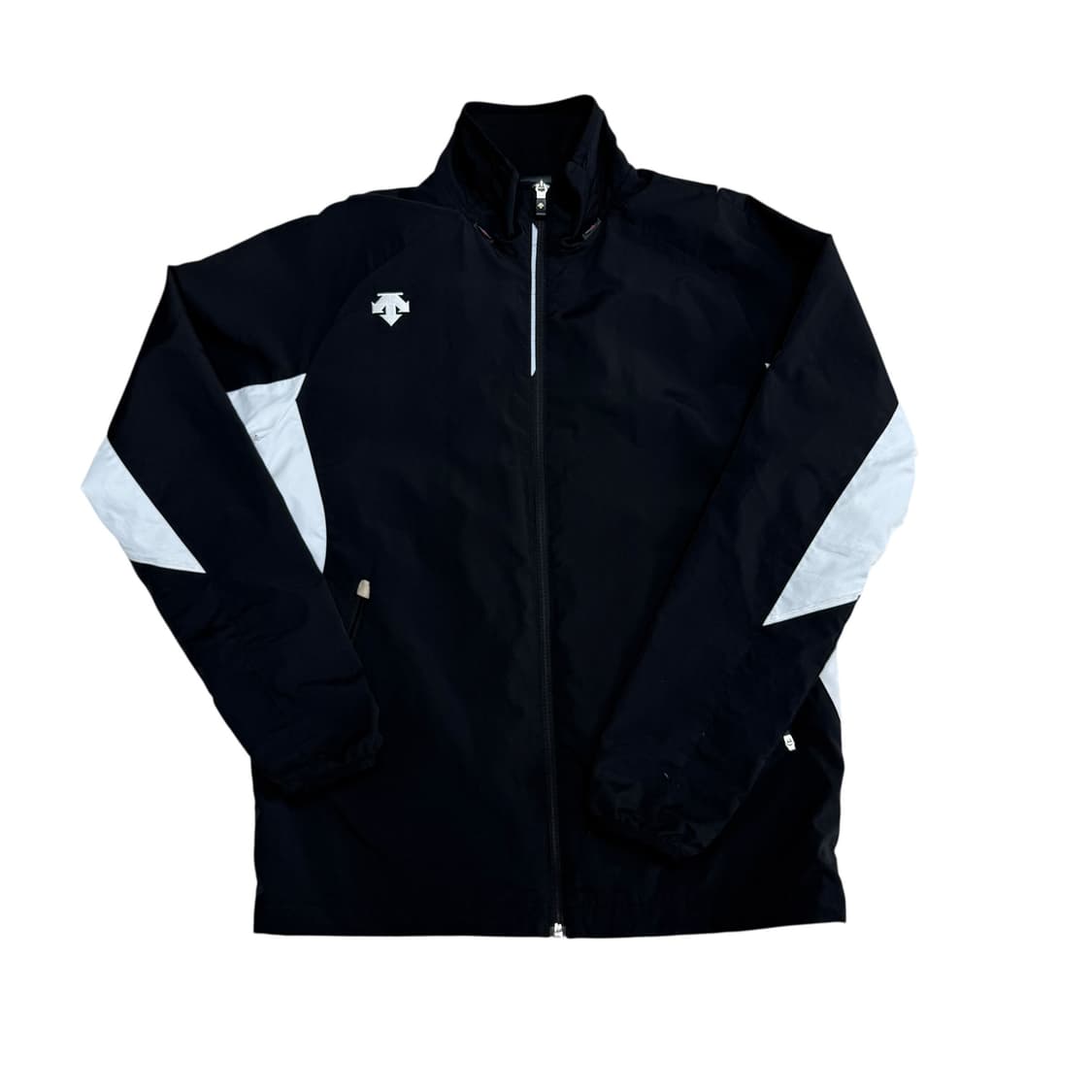 데상트 바람막이 상품이미지1