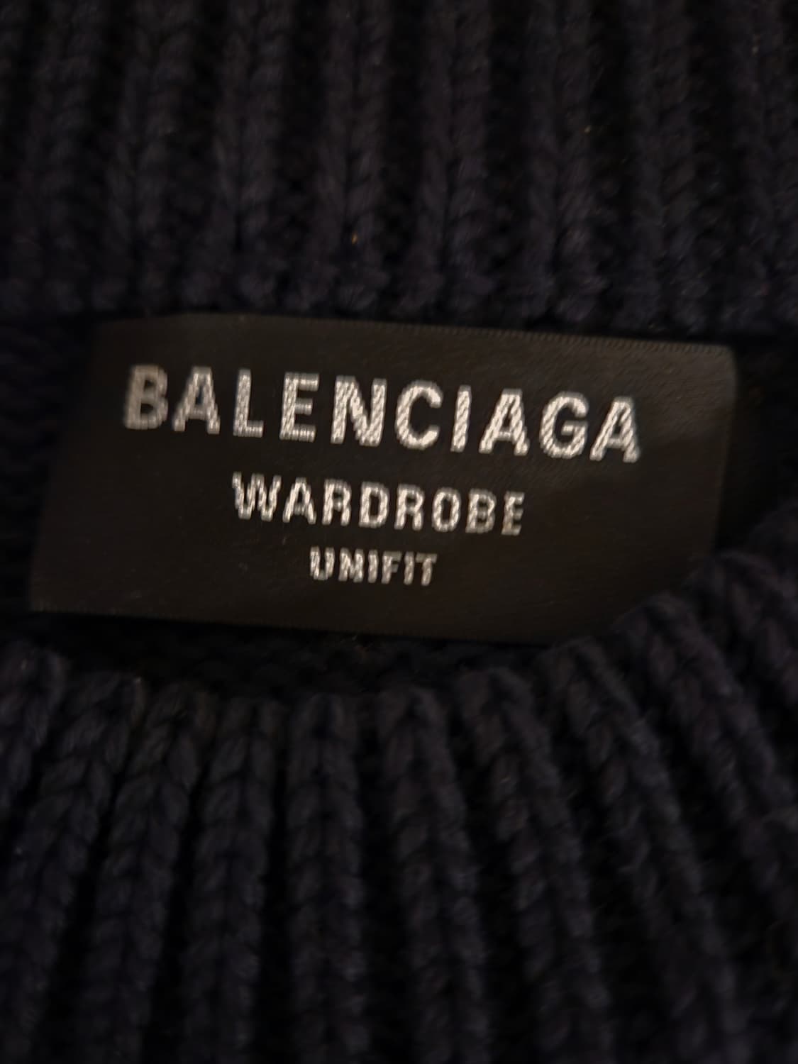 발렌시아가 컬리지 로고 자수 니트 상품이미지3