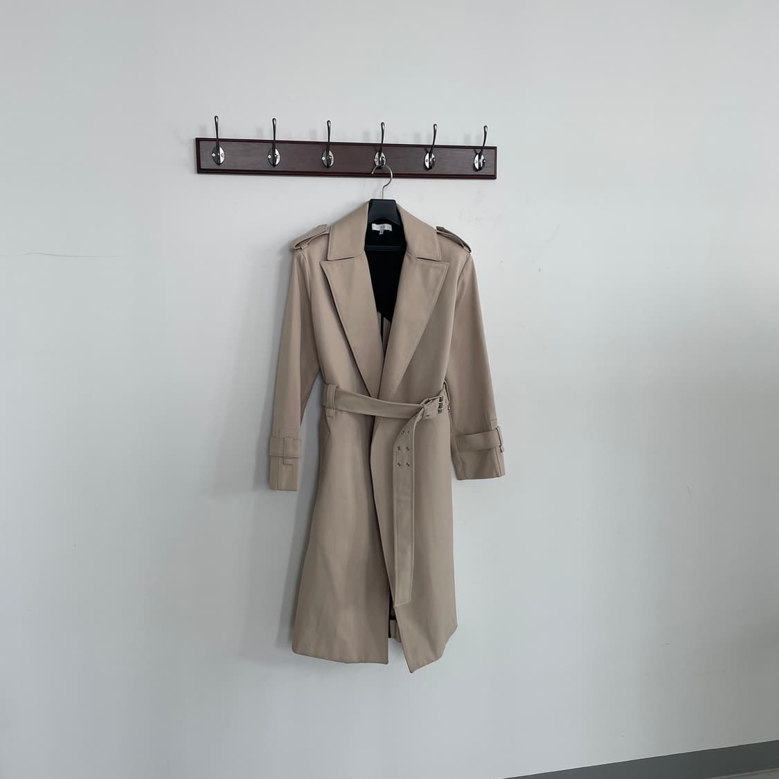 이로 벨티드 헤비 트렌치 코트 베이지 상품이미지1