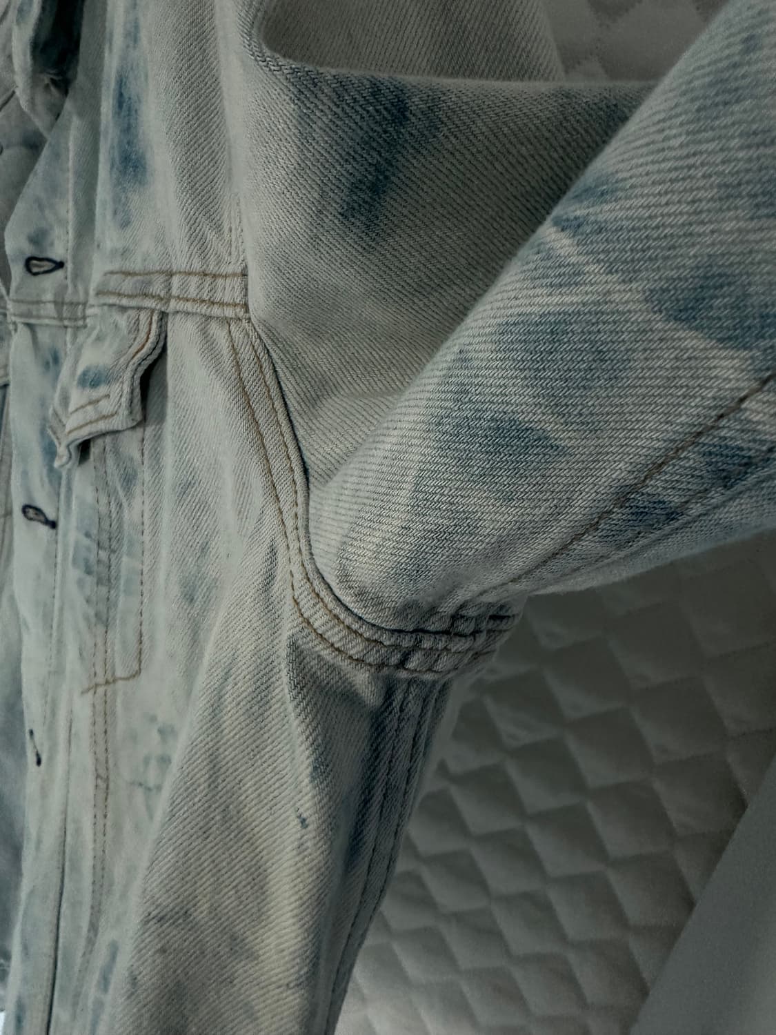 리바이스 블리치 워싱 트러커 데님 자켓 상품이미지2