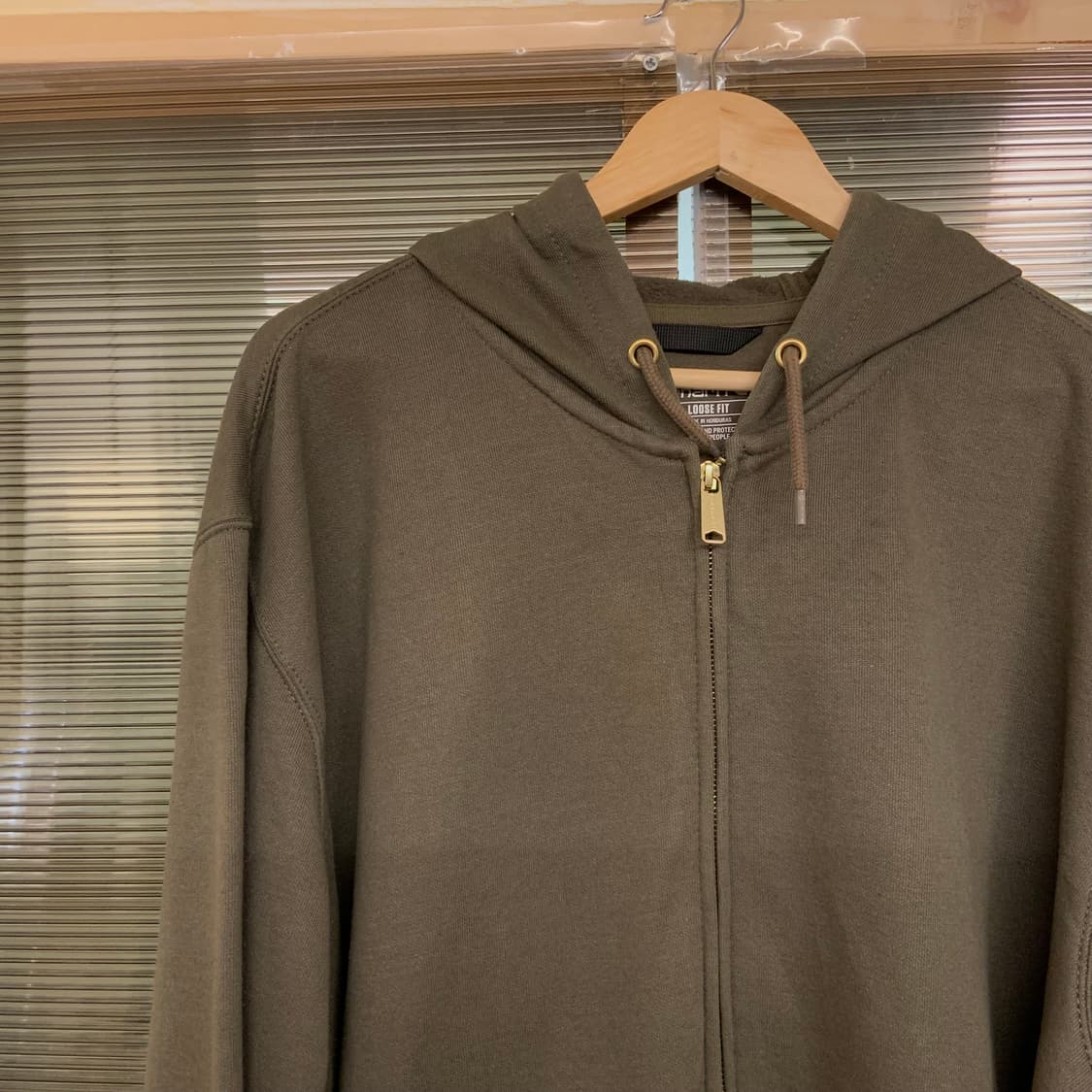 칼하트 카키 루즈핏 후드집업 상품이미지2