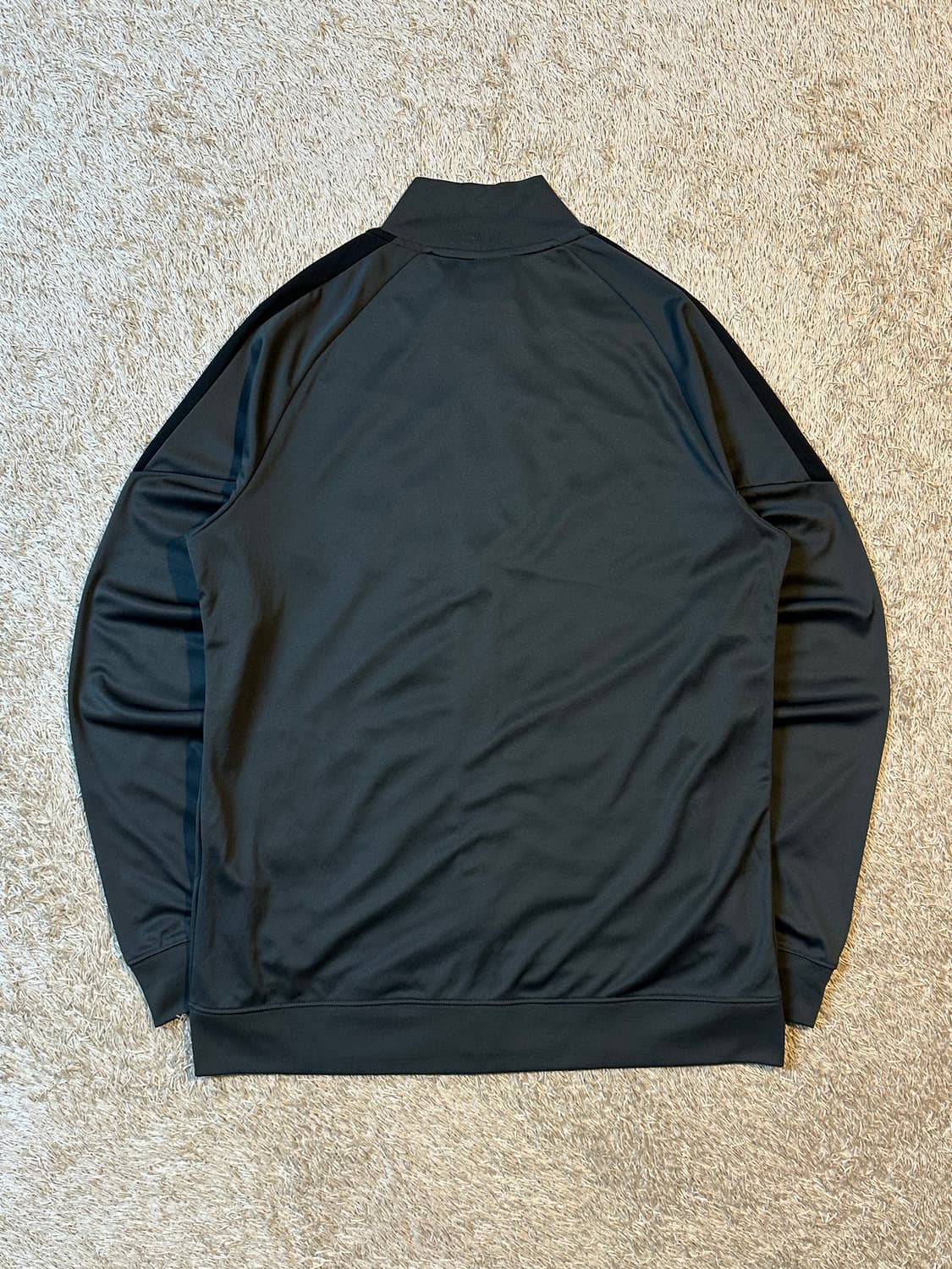 나이키 드라이핏 스우시 사이드라인 배색 트랙탑 져지 다크그레이  상품이미지3