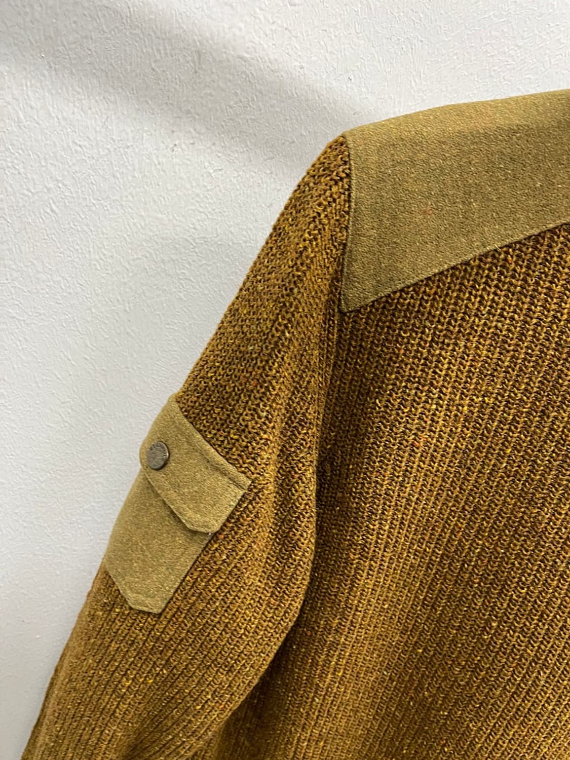 100) 빈폴 스웨이드패치 울니트  상품이미지8