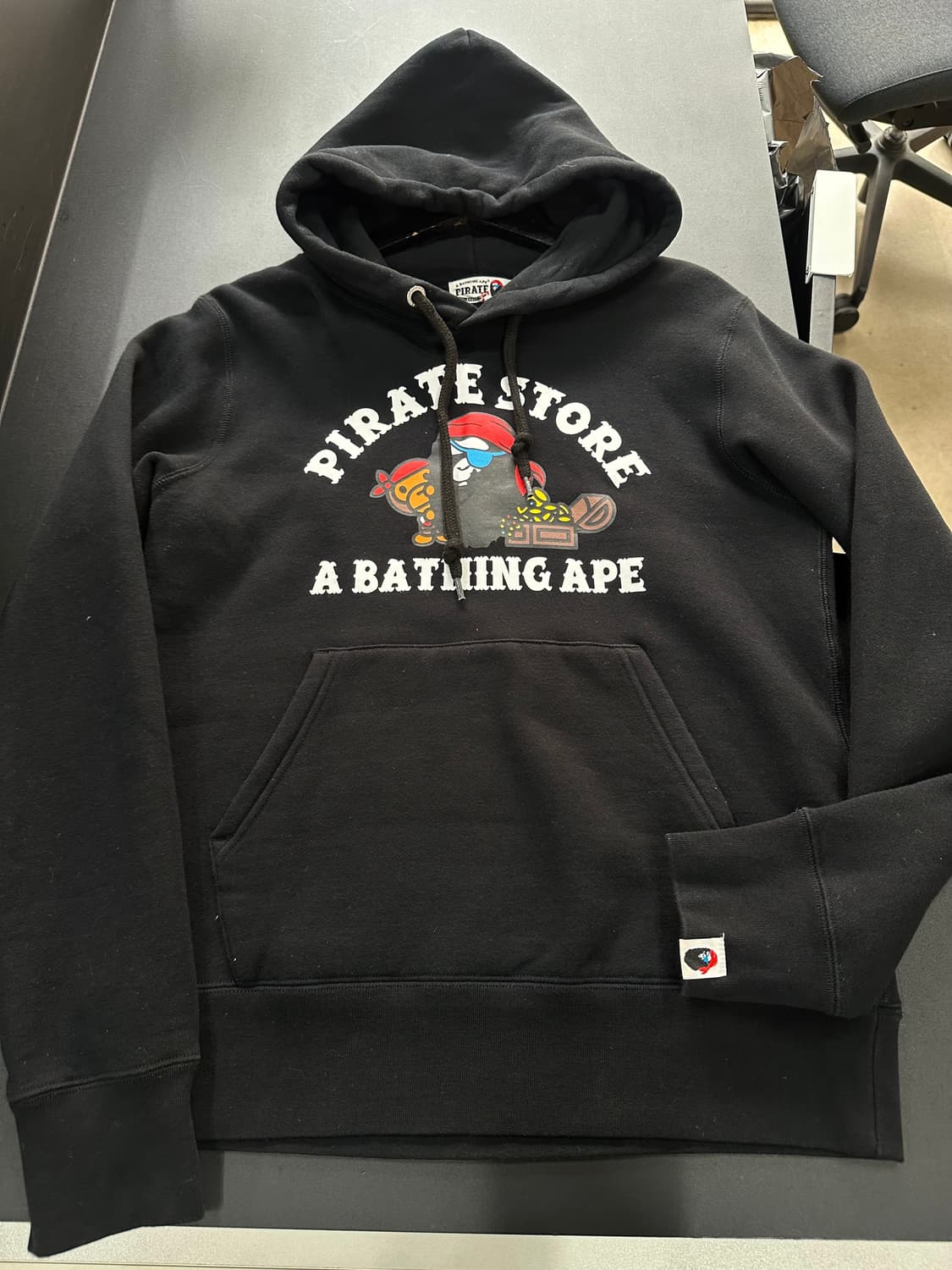 베이프 x PIRATE 해적 마일로 후드집업 상품이미지4