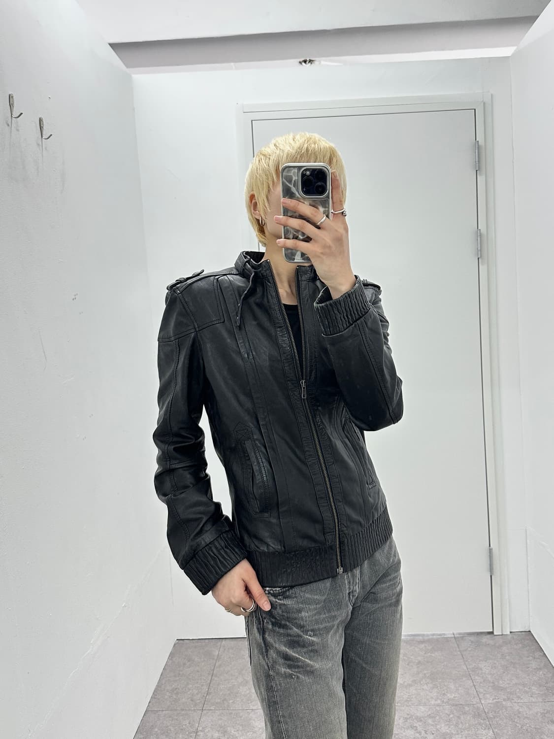 Lambskin Epaulette Ribbed Hem Jacket 상품이미지2