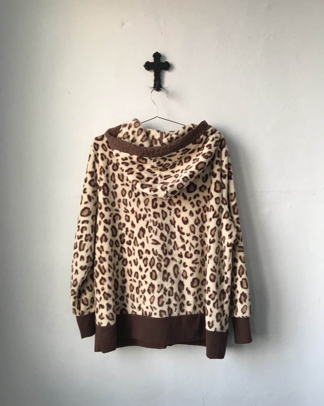 Leopard pattern fleece hood zip up 상품이미지3
