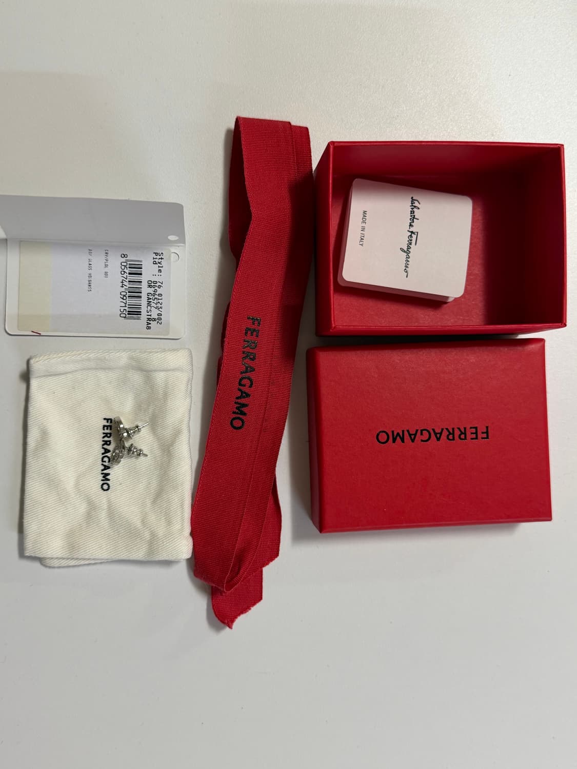 [페라가모] 간치니 크리스털 이어링 (S) 상품이미지1